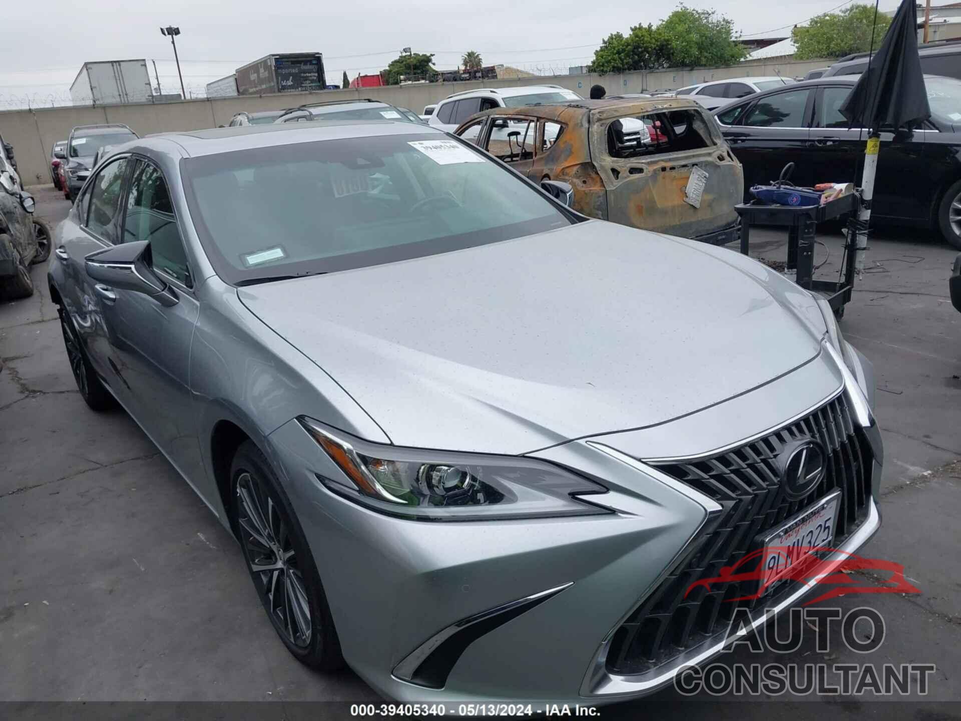 LEXUS ES 300H 2024 - 58ADA1C12RU044570