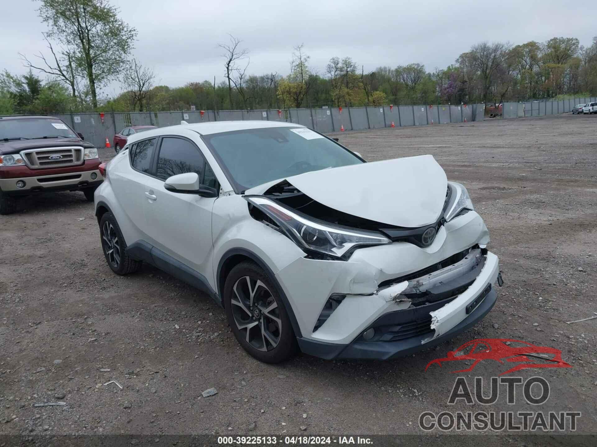 TOYOTA C-HR 2018 - NMTKHMBX8JR027835