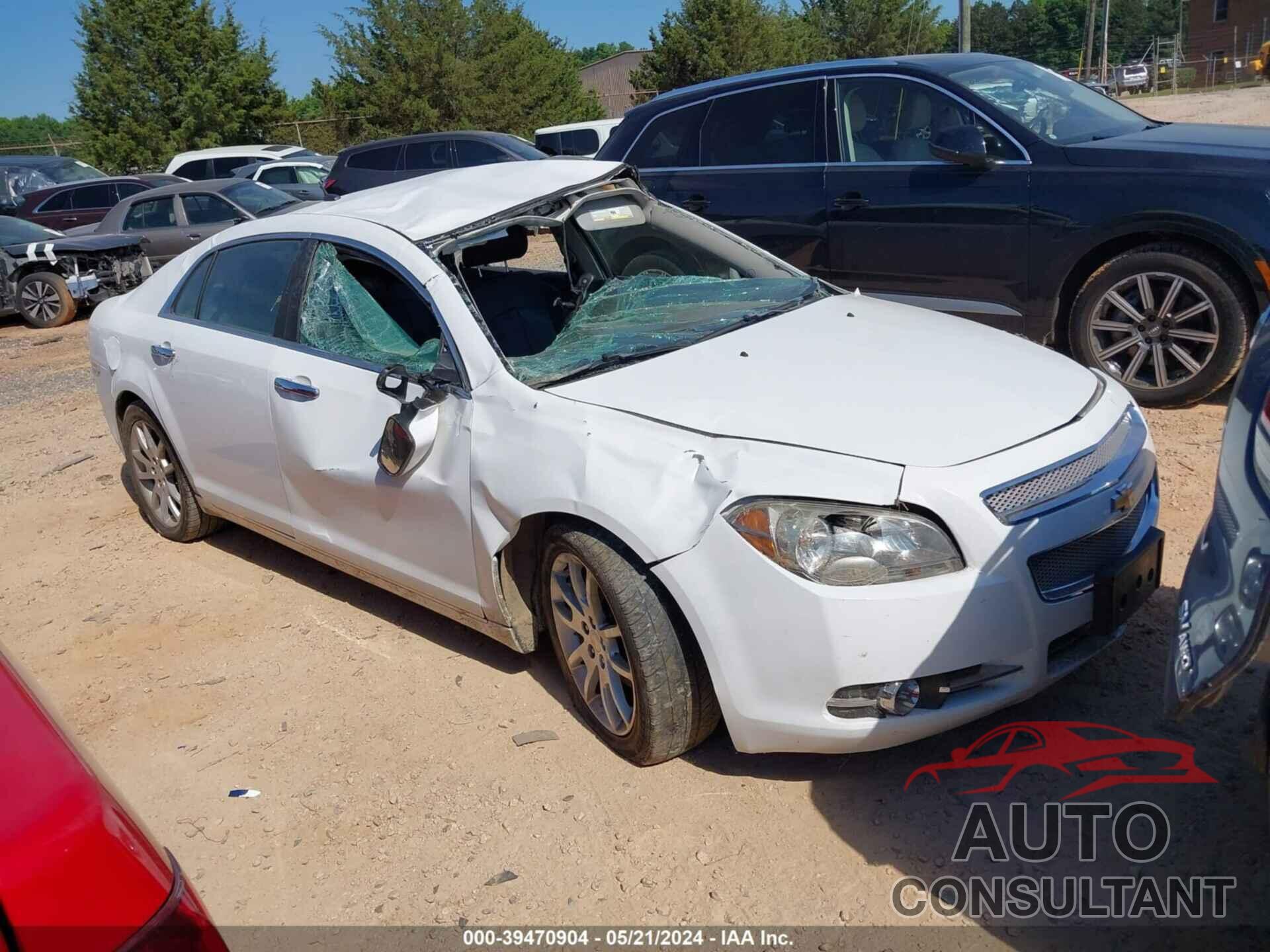 CHEVROLET MALIBU 2011 - 1G1ZE5EU6BF398812