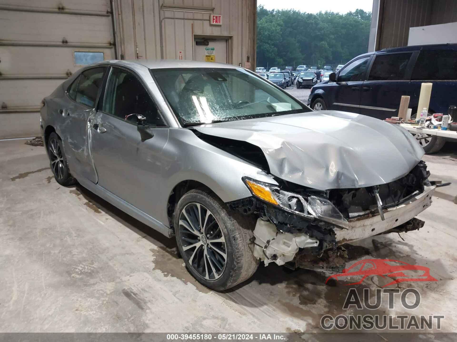TOYOTA CAMRY 2020 - 4T1G11AK2LU929391