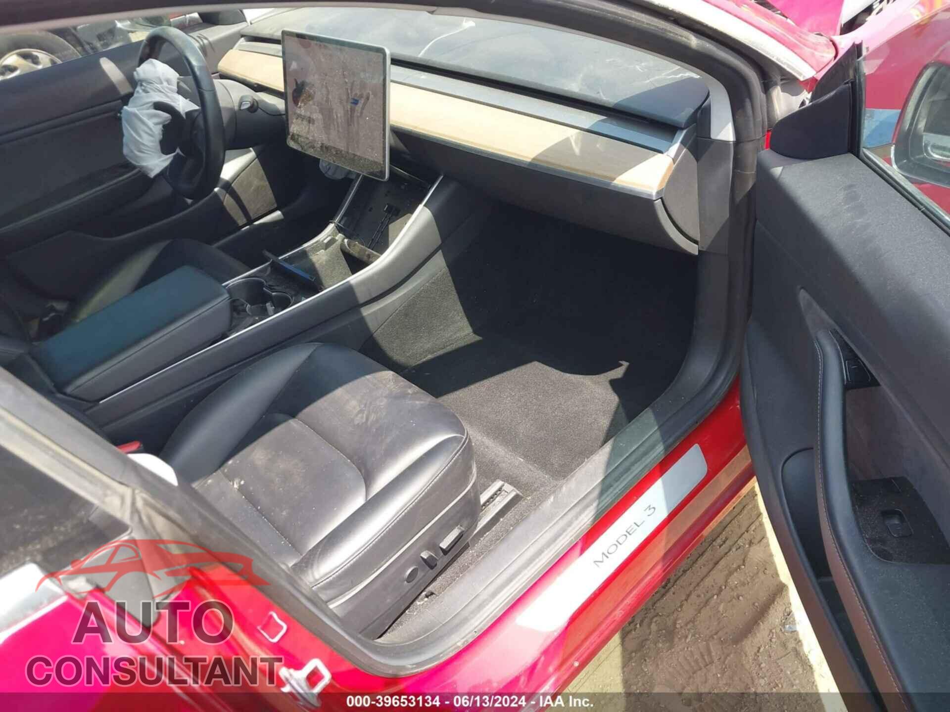 TESLA MODEL 3 2018 - 5YJ3E1EA3JF061500