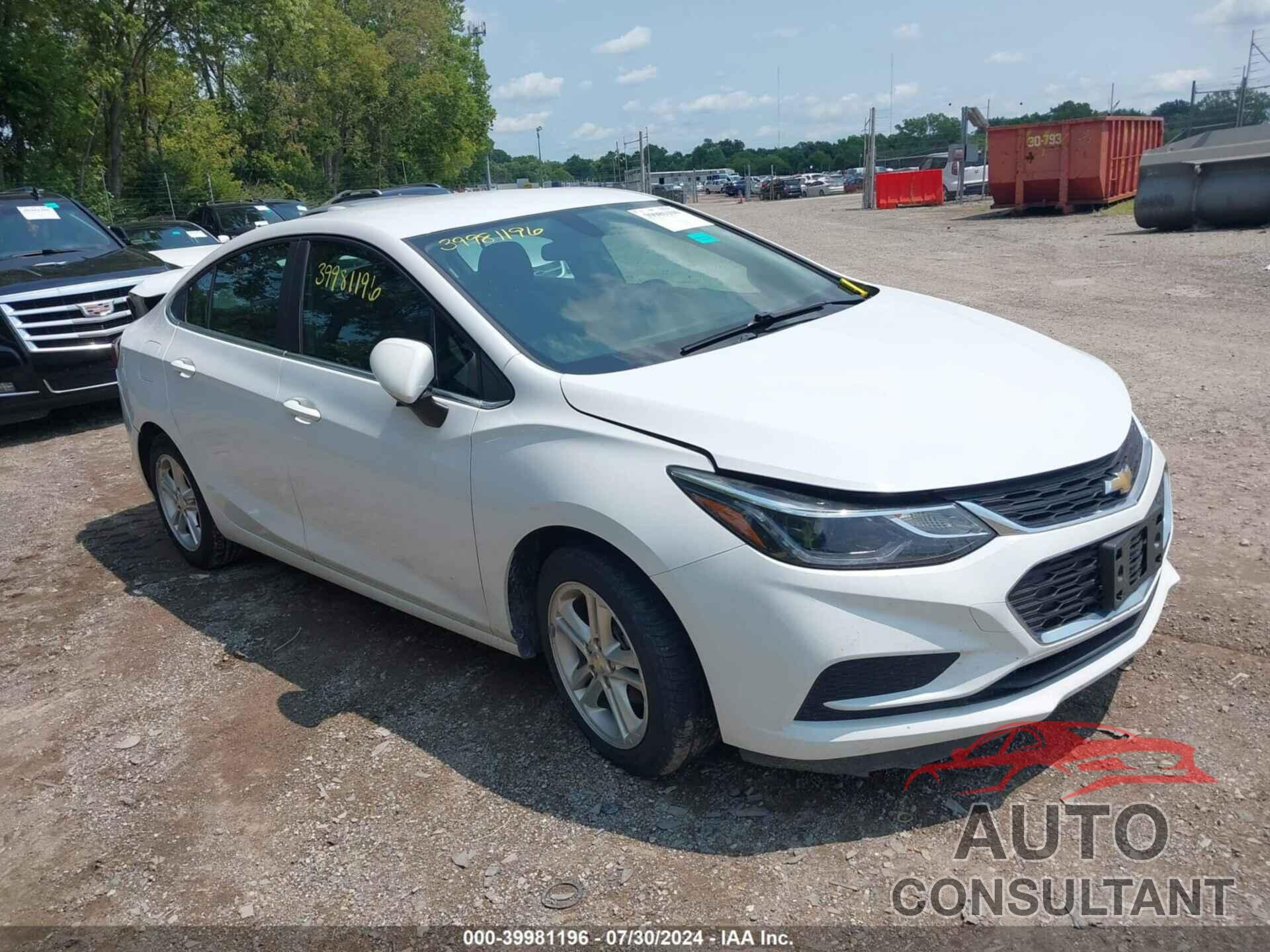 CHEVROLET CRUZE 2018 - 1G1BE5SM9J7193970