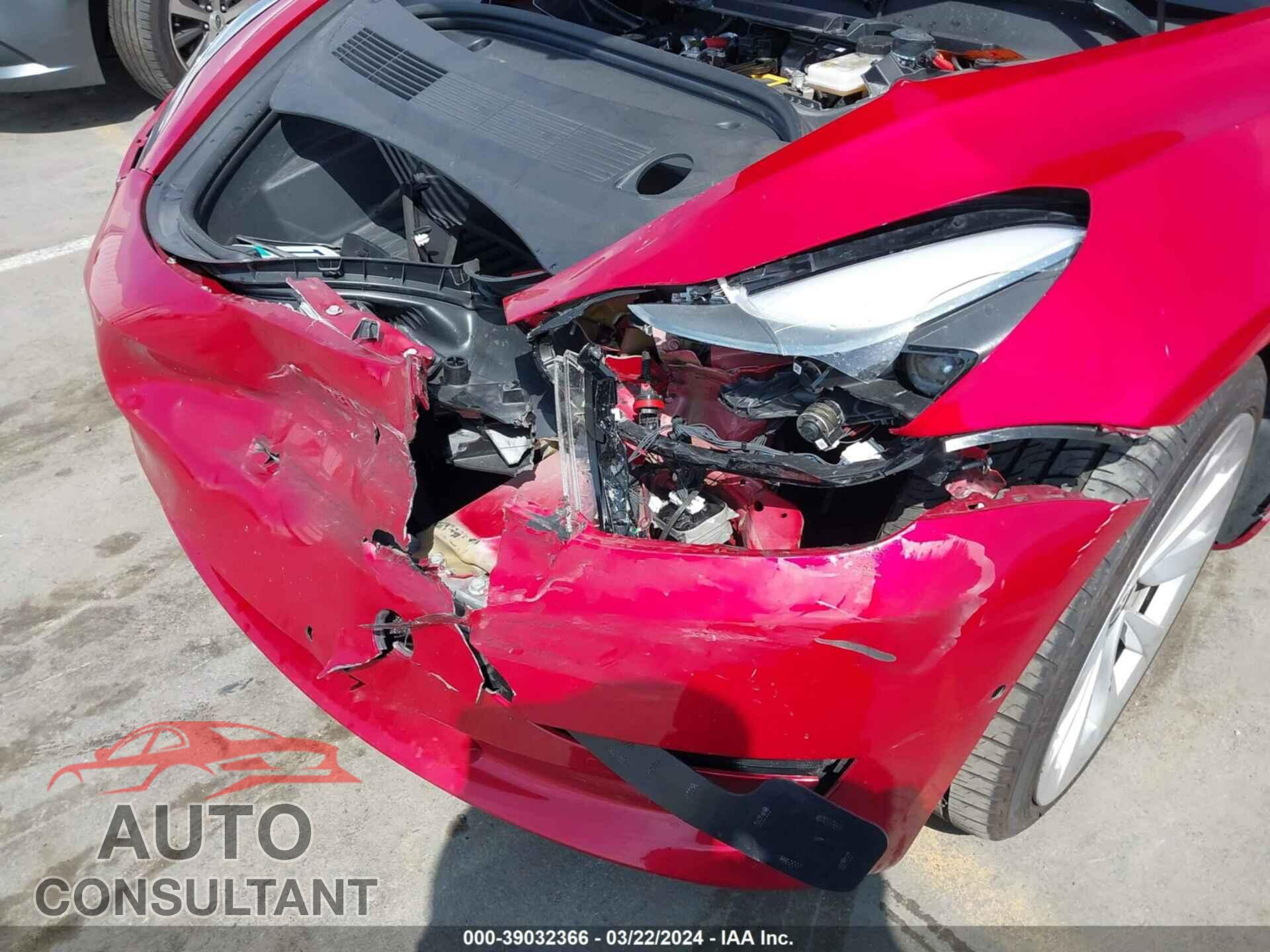 TESLA MODEL 3 2021 - 5YJ3E1EB5MF926898