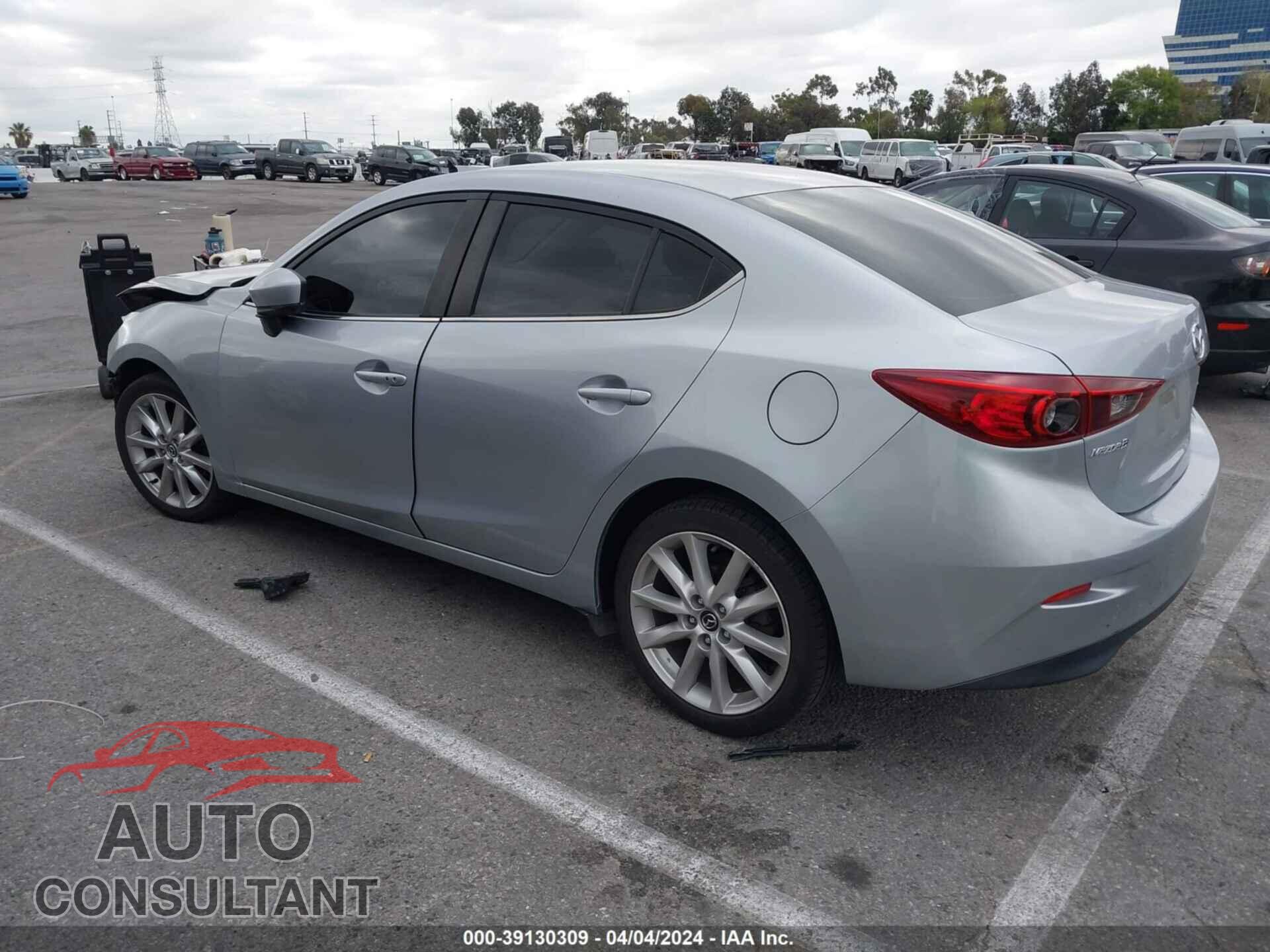 MAZDA MAZDA3 2017 - 3MZBN1V75HM146048