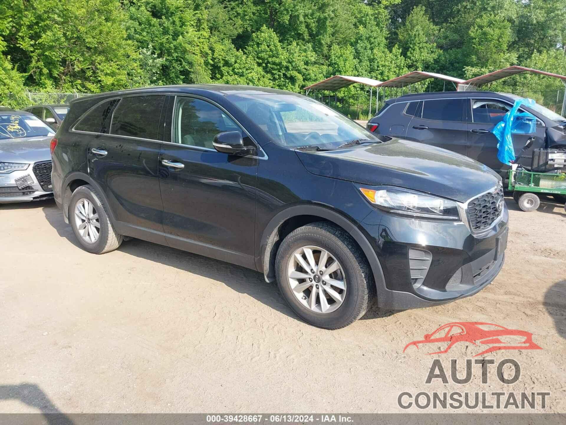 KIA SORENTO 2019 - 5XYPG4A36KG570771