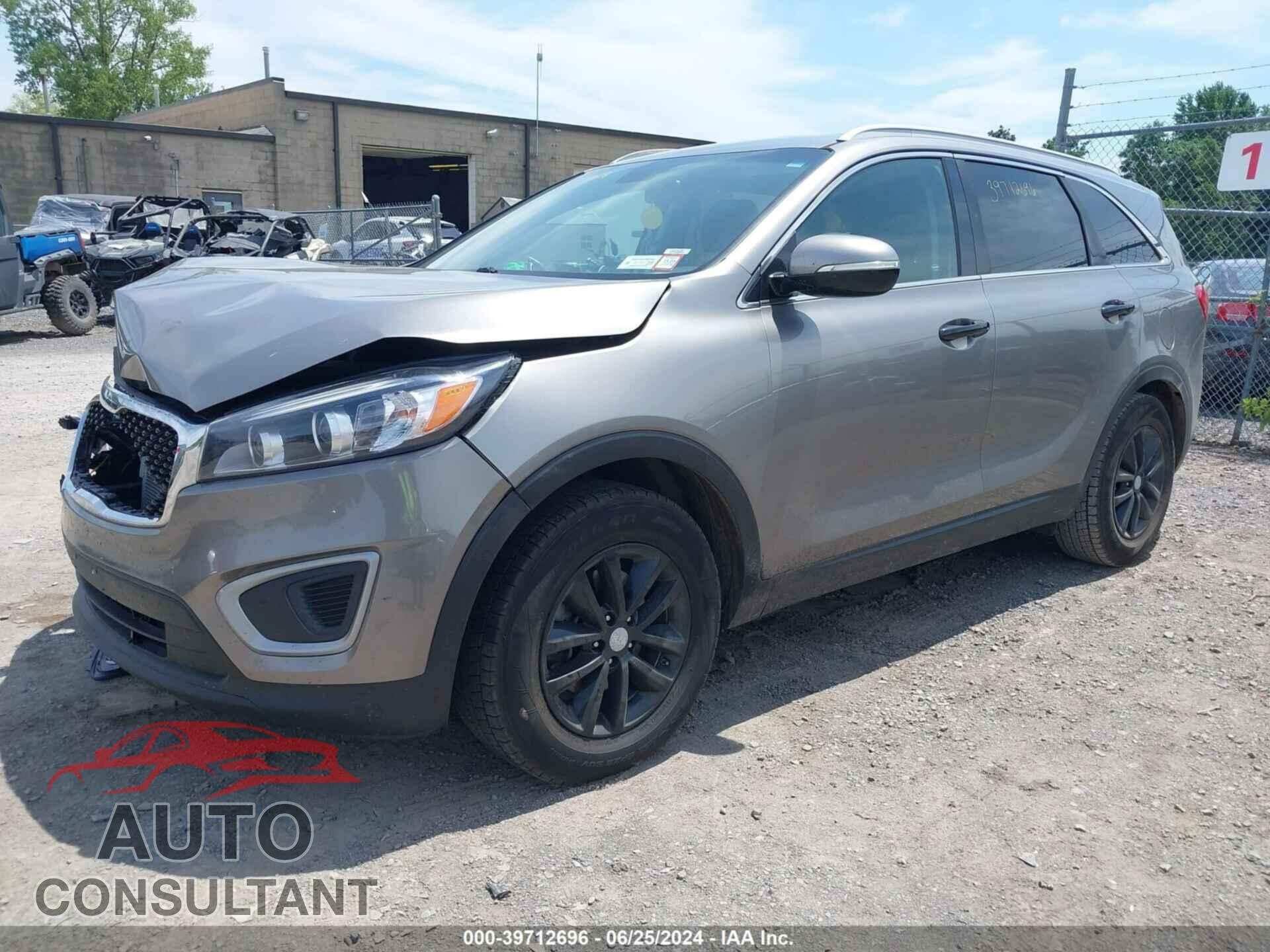 KIA SORENTO 2017 - 5XYPG4A35HG211971