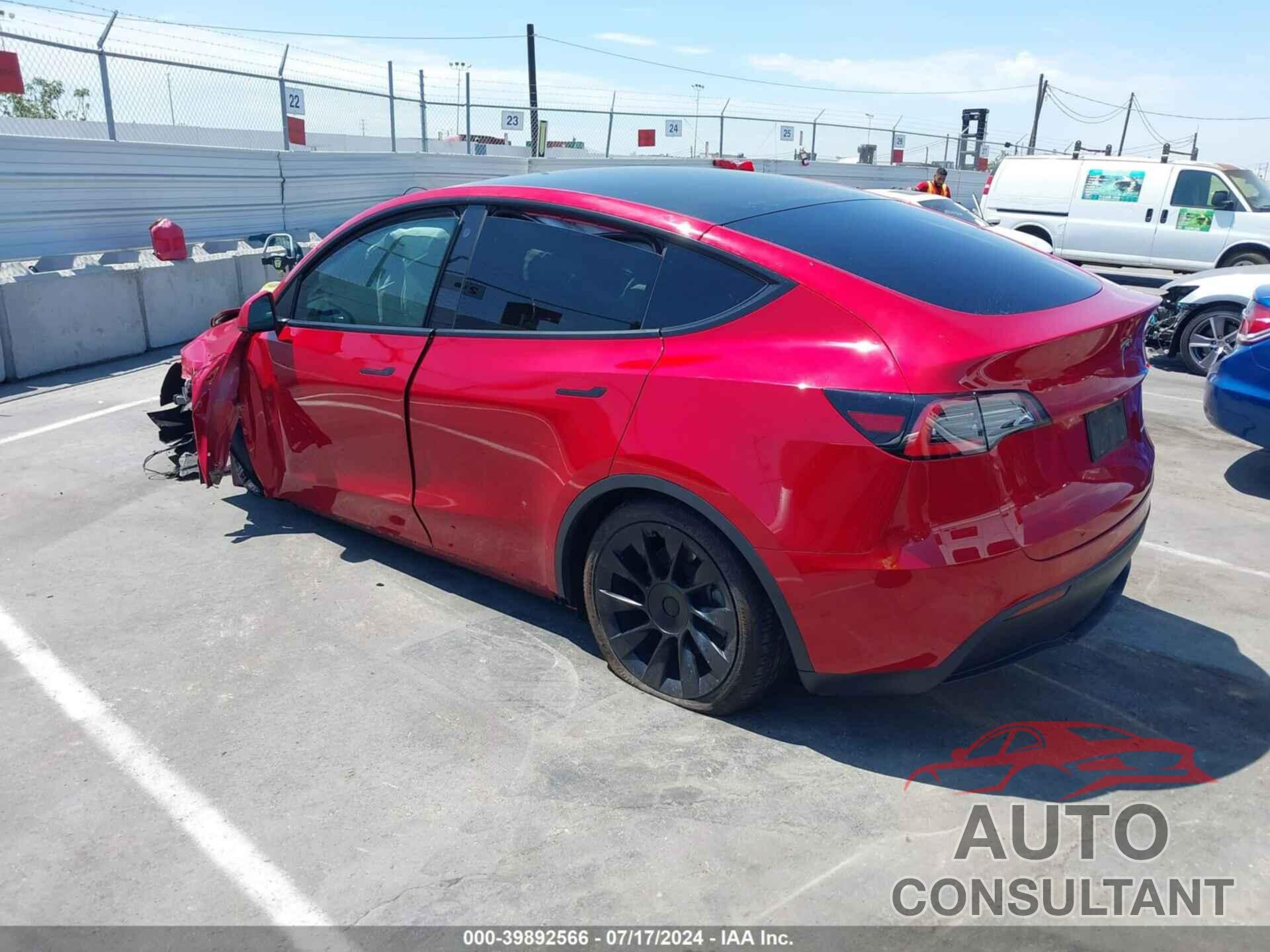 TESLA MODEL Y 2021 - 5YJYGDEE5MF075262