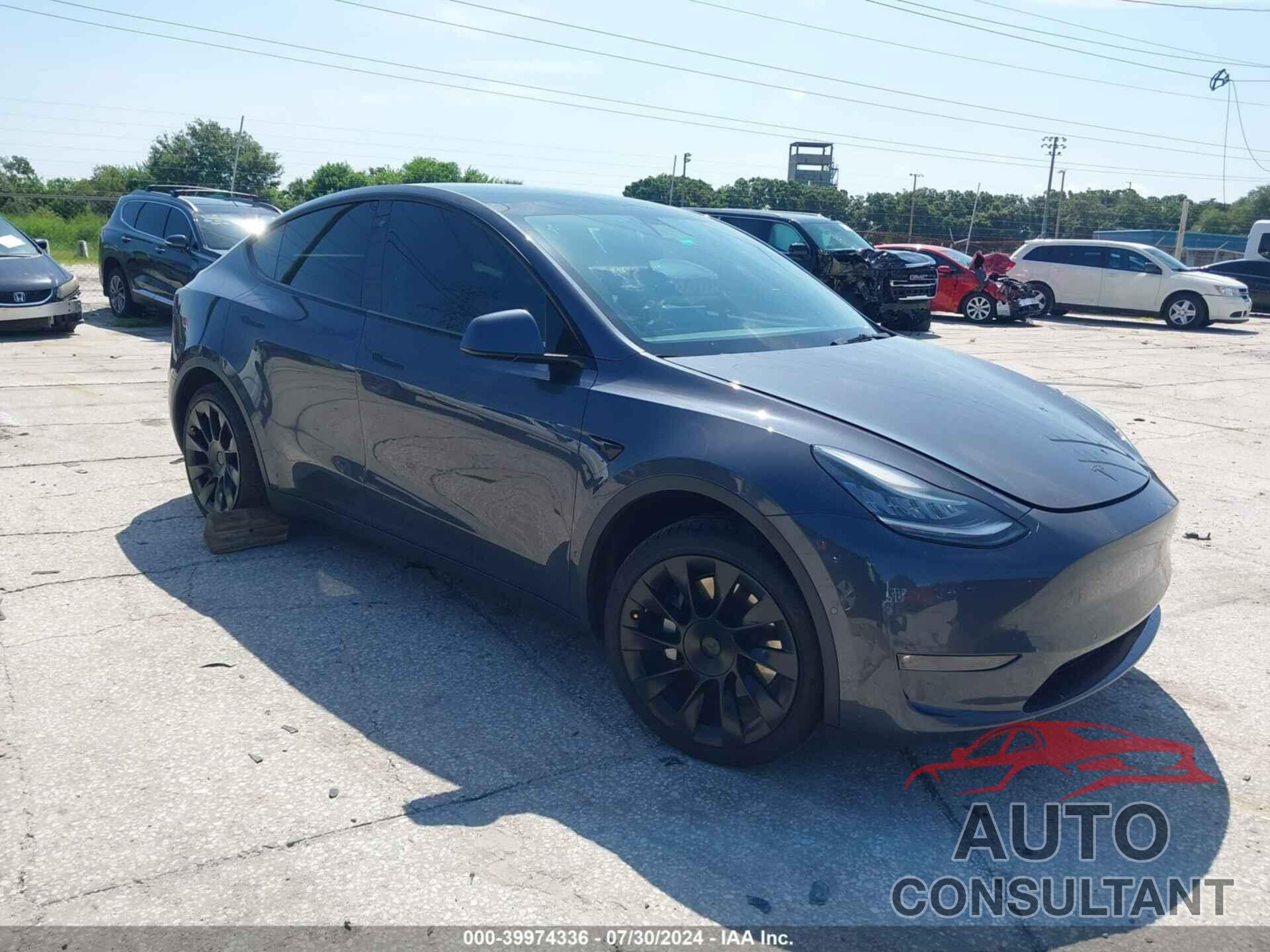 TESLA MODEL Y 2021 - 5YJYGDED2MF126384