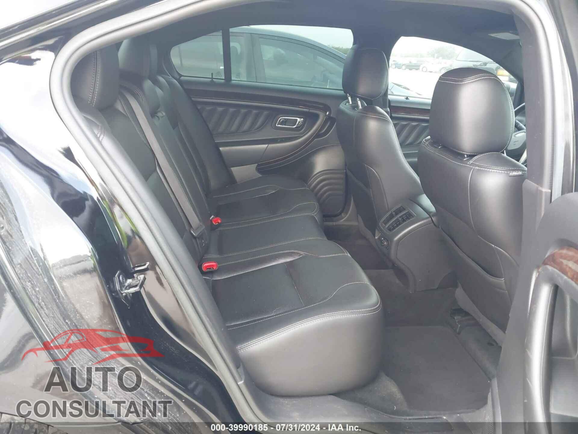 FORD TAURUS 2017 - 1FAHP2F86HG108347
