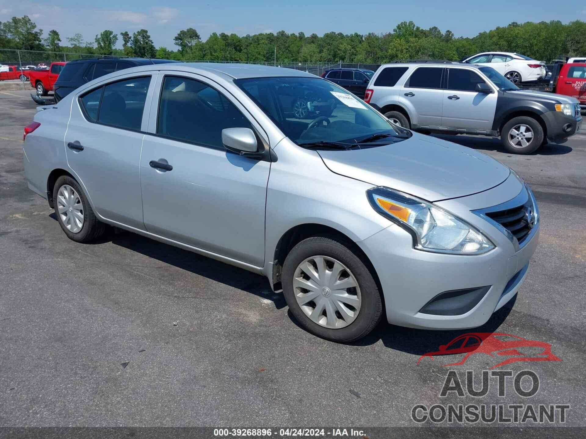 NISSAN VERSA 2019 - 3N1CN7AP1KL820597