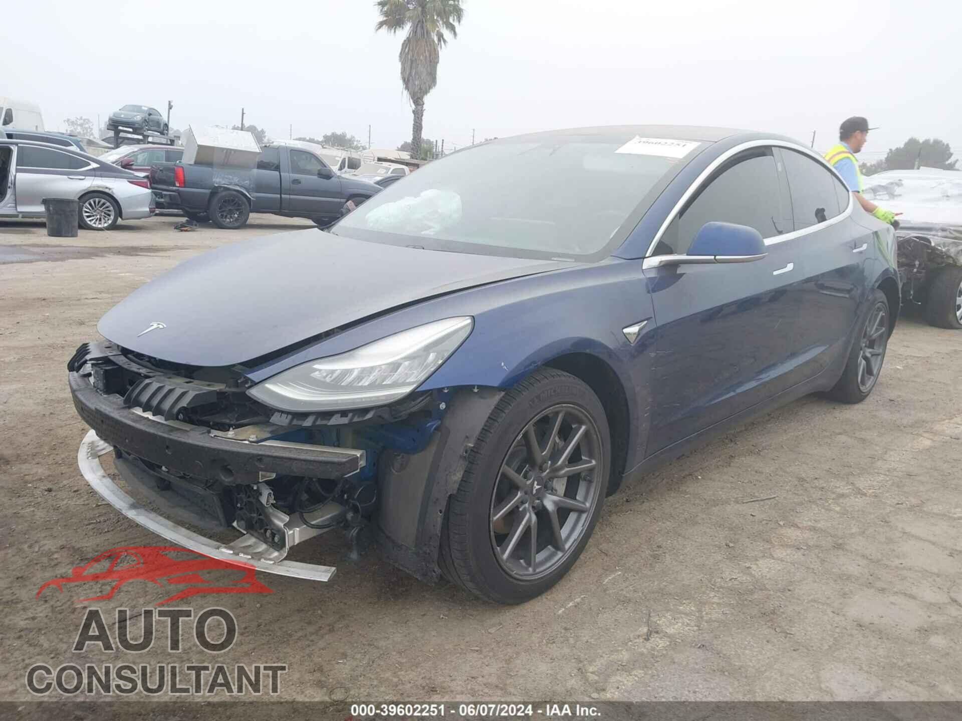 TESLA MODEL 3 2019 - 5YJ3E1EA9KF309153