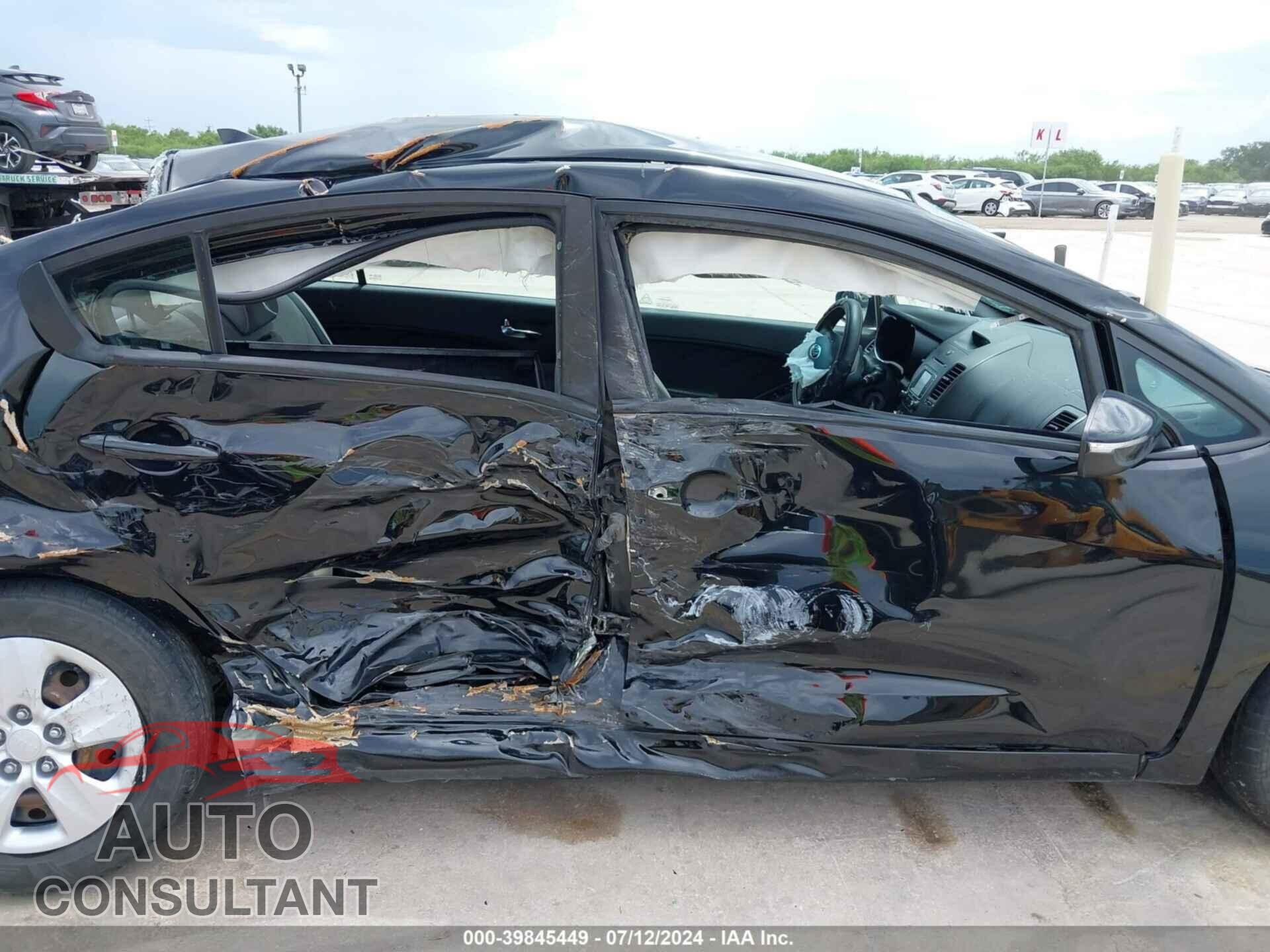 KIA FORTE 2016 - KNAFX4A60G5592607