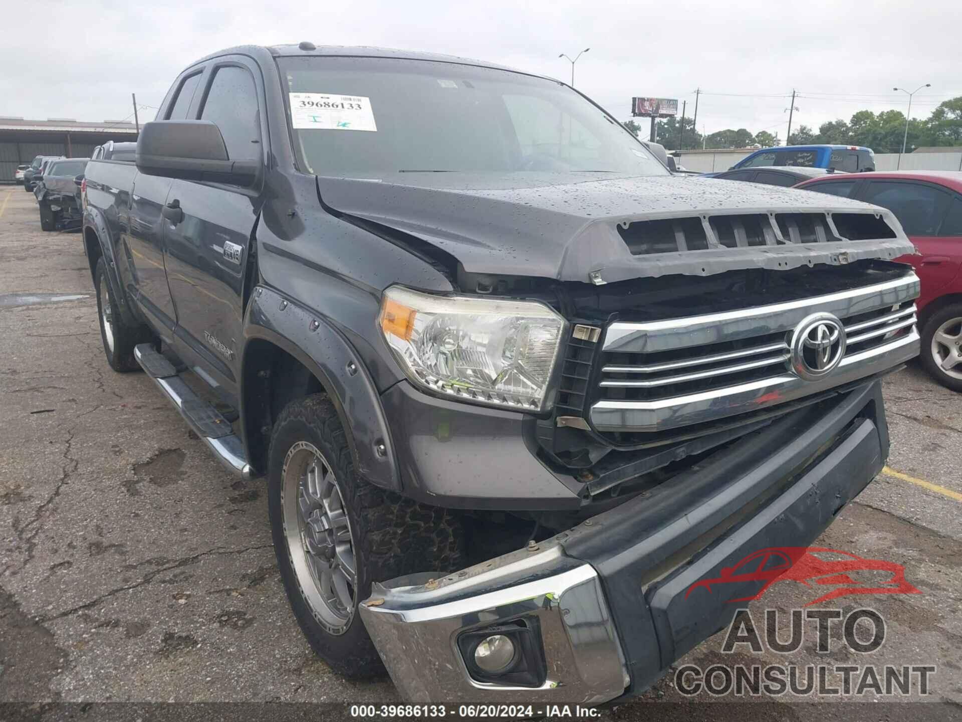 TOYOTA TUNDRA 2017 - 5TFUW5F15HX658901