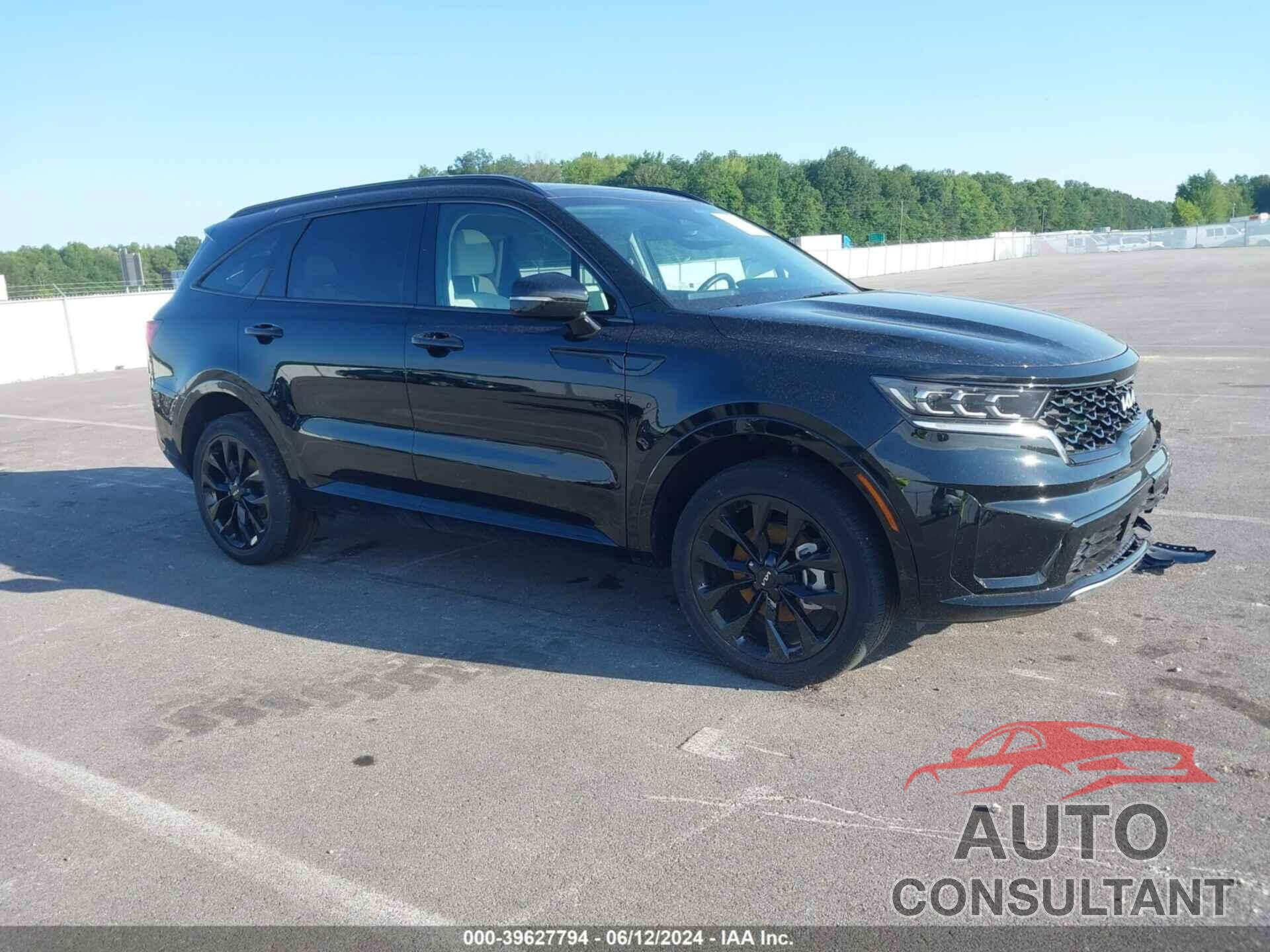 KIA SORENTO 2023 - 5XYRKDLF0PG233163