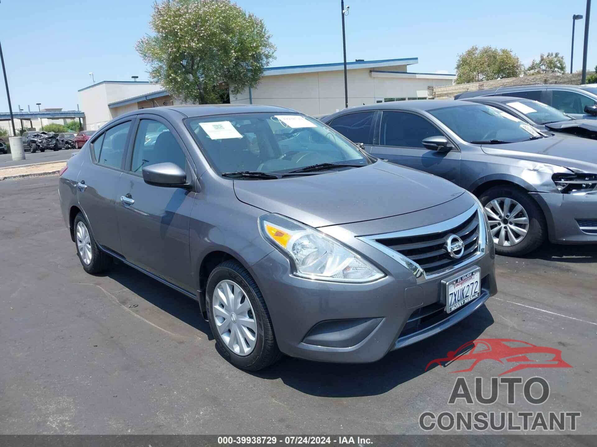 NISSAN VERSA 2017 - 3N1CN7AP2HL818589