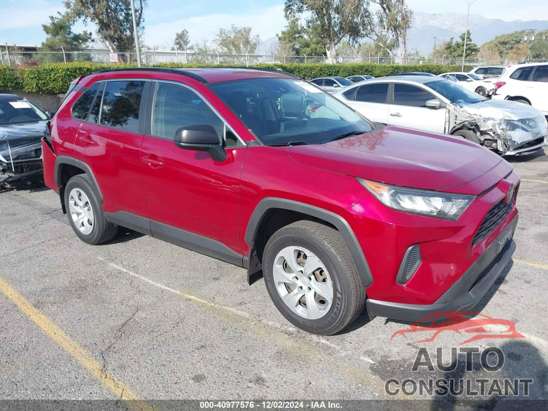 TOYOTA RAV4 2019 - JTMH1RFV9KJ011874