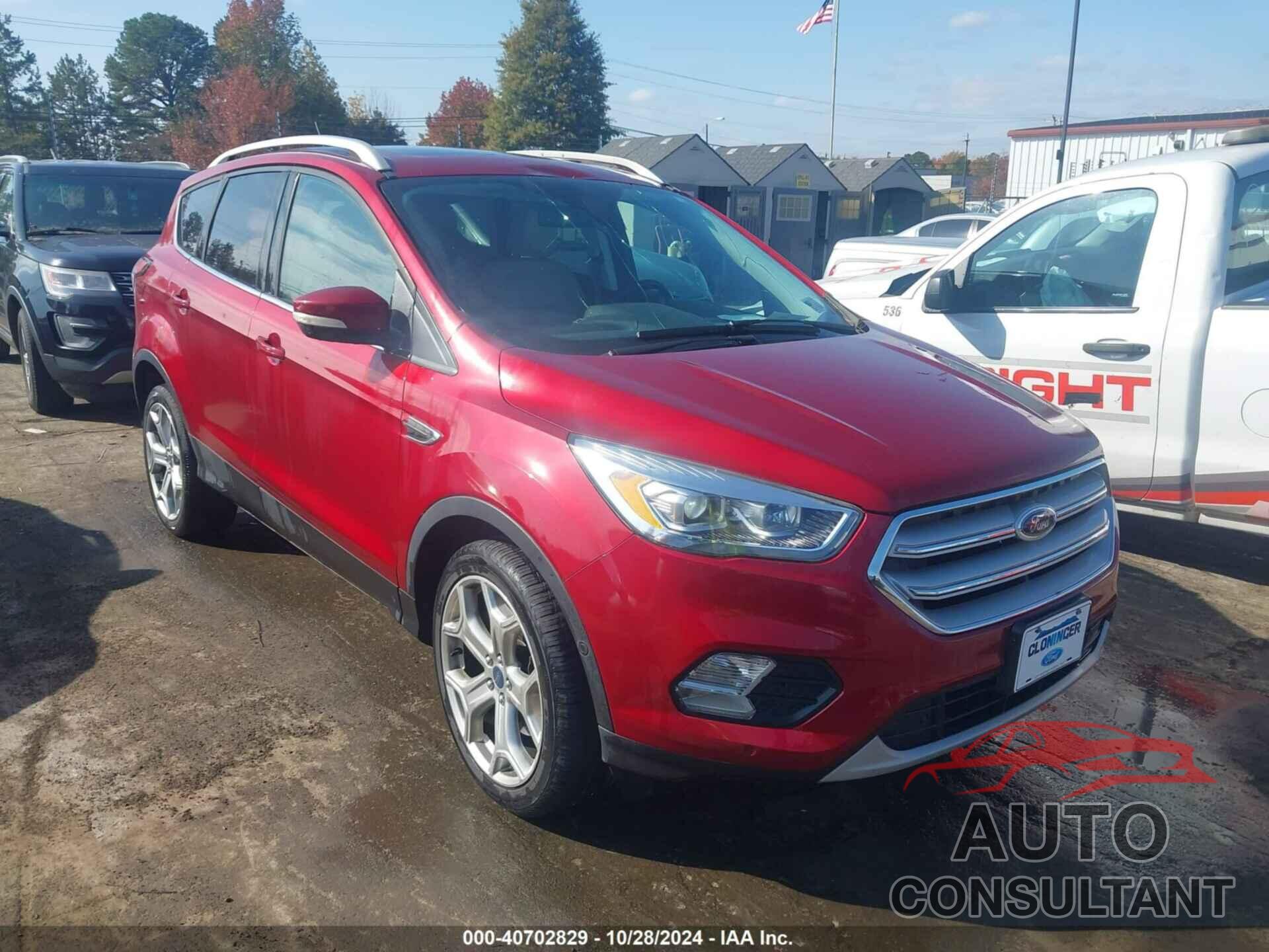 FORD ESCAPE 2018 - 1FMCU9J98JUA94802