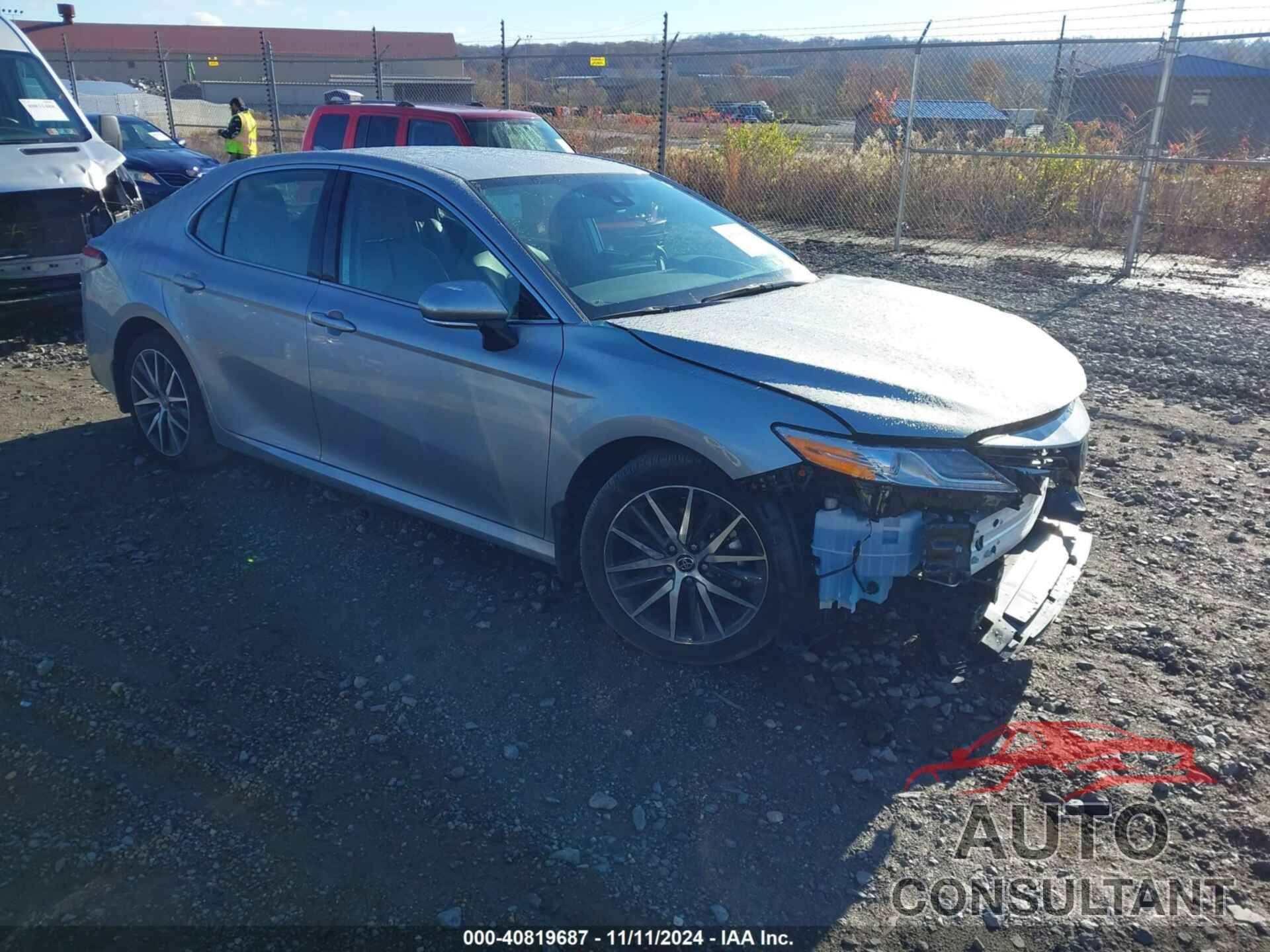 TOYOTA CAMRY 2024 - 4T1F11BK6RU130796