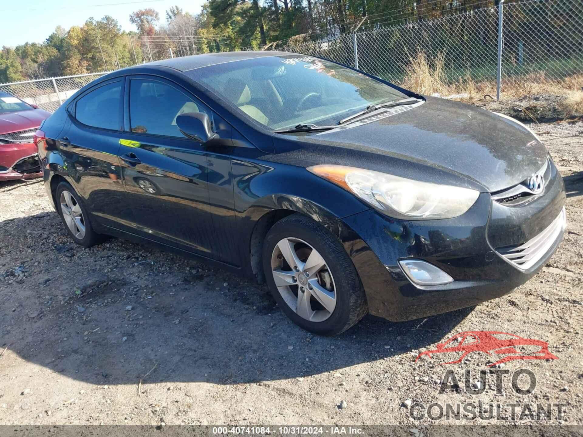 HYUNDAI ELANTRA 2013 - 5NPDH4AE9DH256531