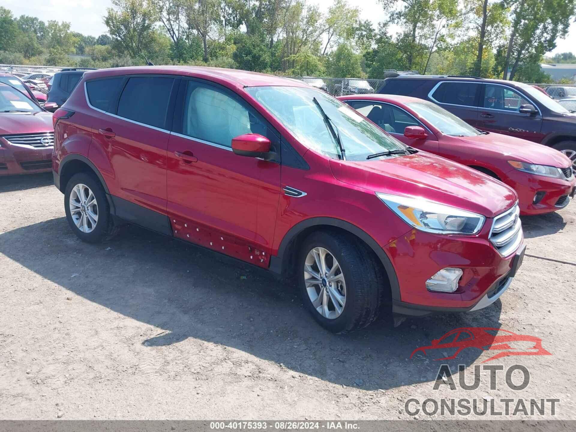 FORD ESCAPE 2019 - 1FMCU9GD6KUA39424