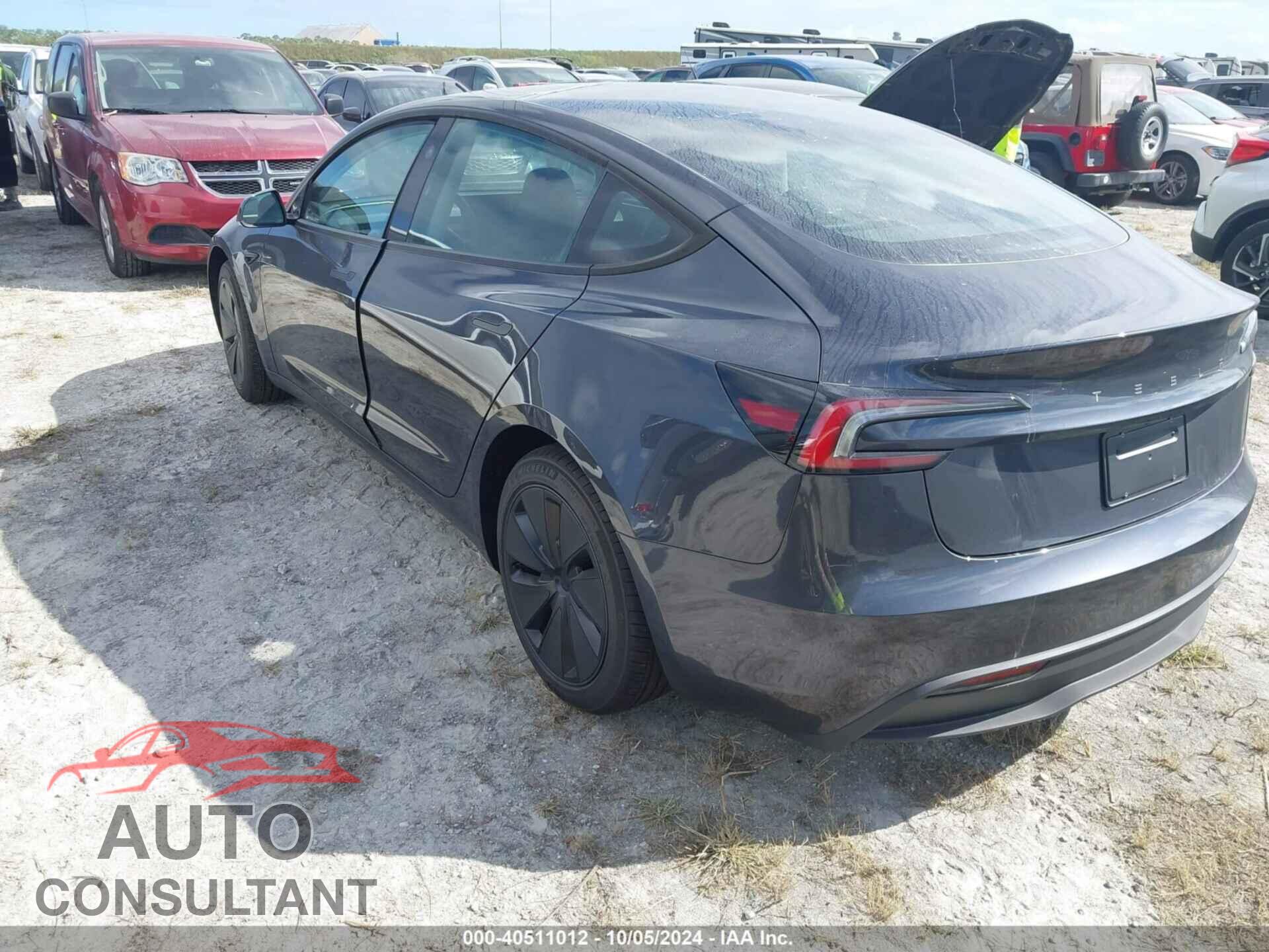 TESLA MODEL 3 2024 - 5YJ3E1EA2RF748043