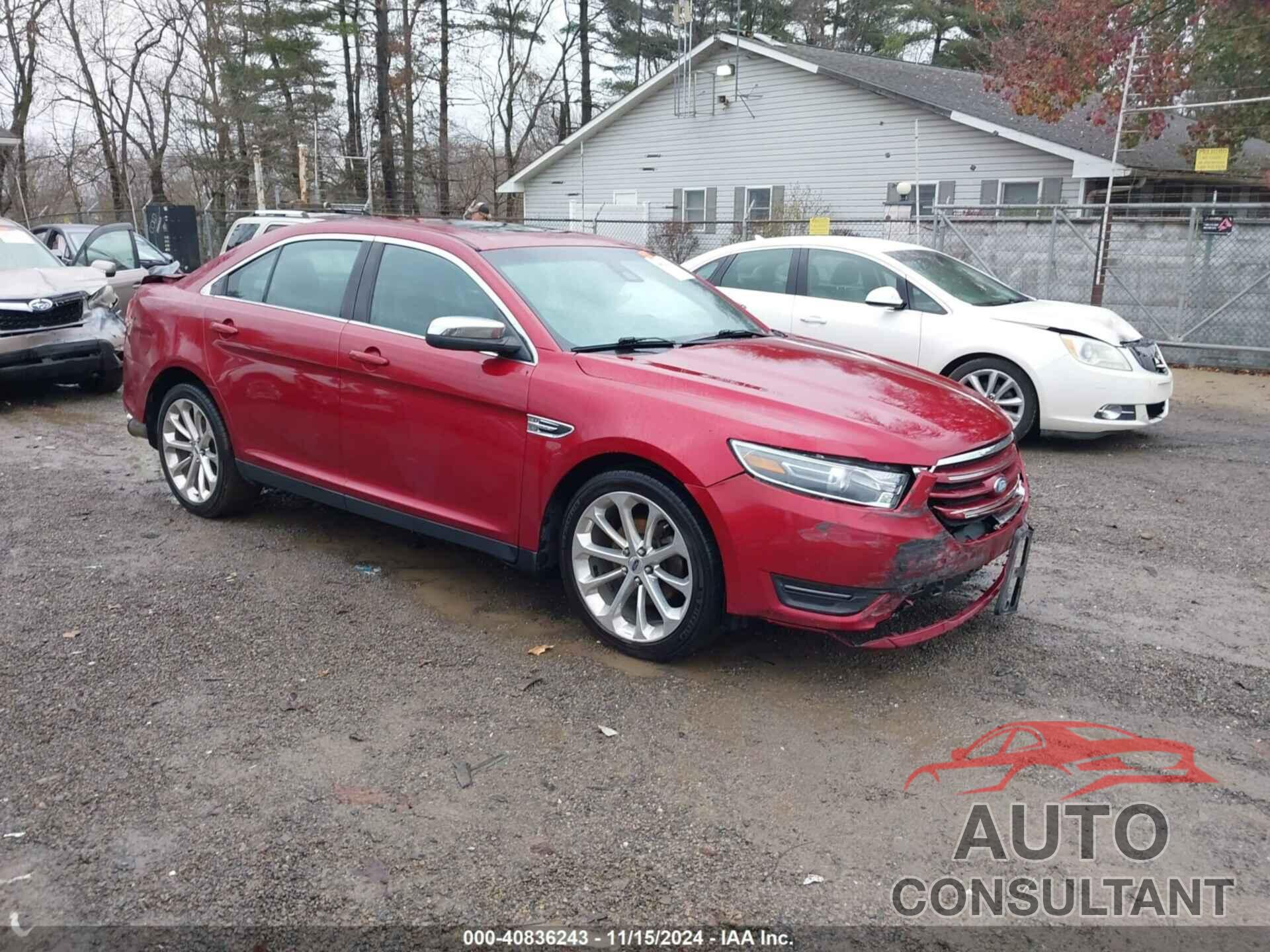 FORD TAURUS 2018 - 1FAHP2F88JG118433