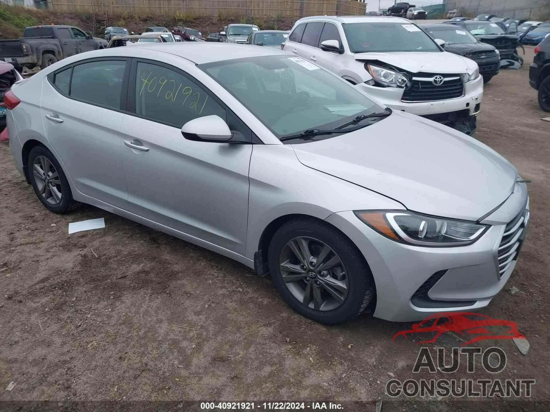 HYUNDAI ELANTRA 2018 - 5NPD84LF0JH235214