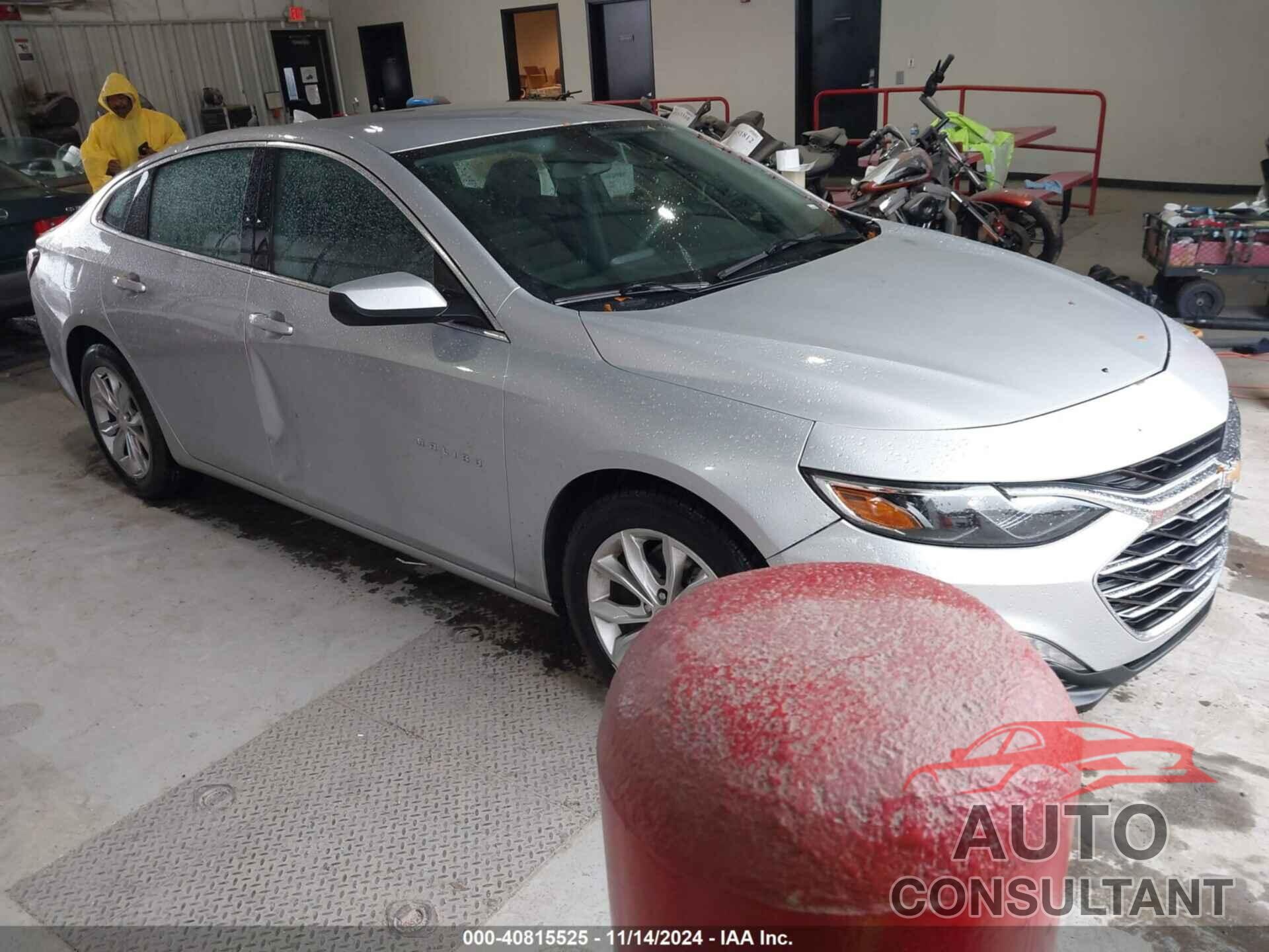 CHEVROLET MALIBU 2020 - 1G1ZD5ST9LF029152