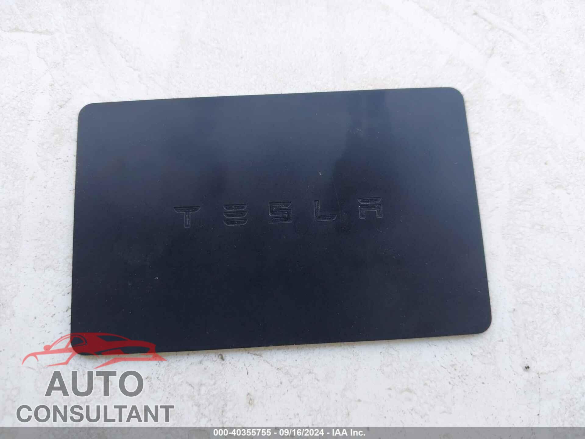 TESLA MODEL 3 2018 - 5YJ3E1EA5JF003596