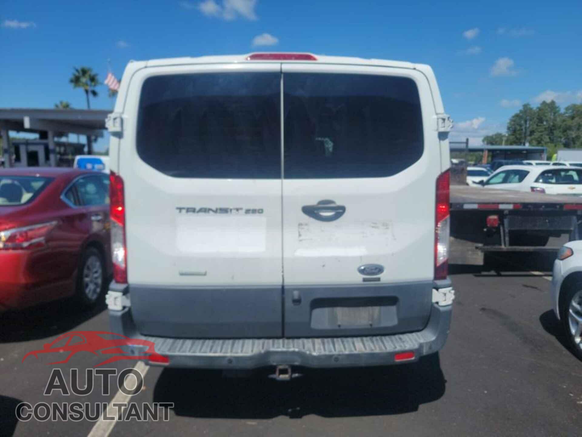 FORD TRANSIT 2017 - 1FTYR1YG8HKA73763