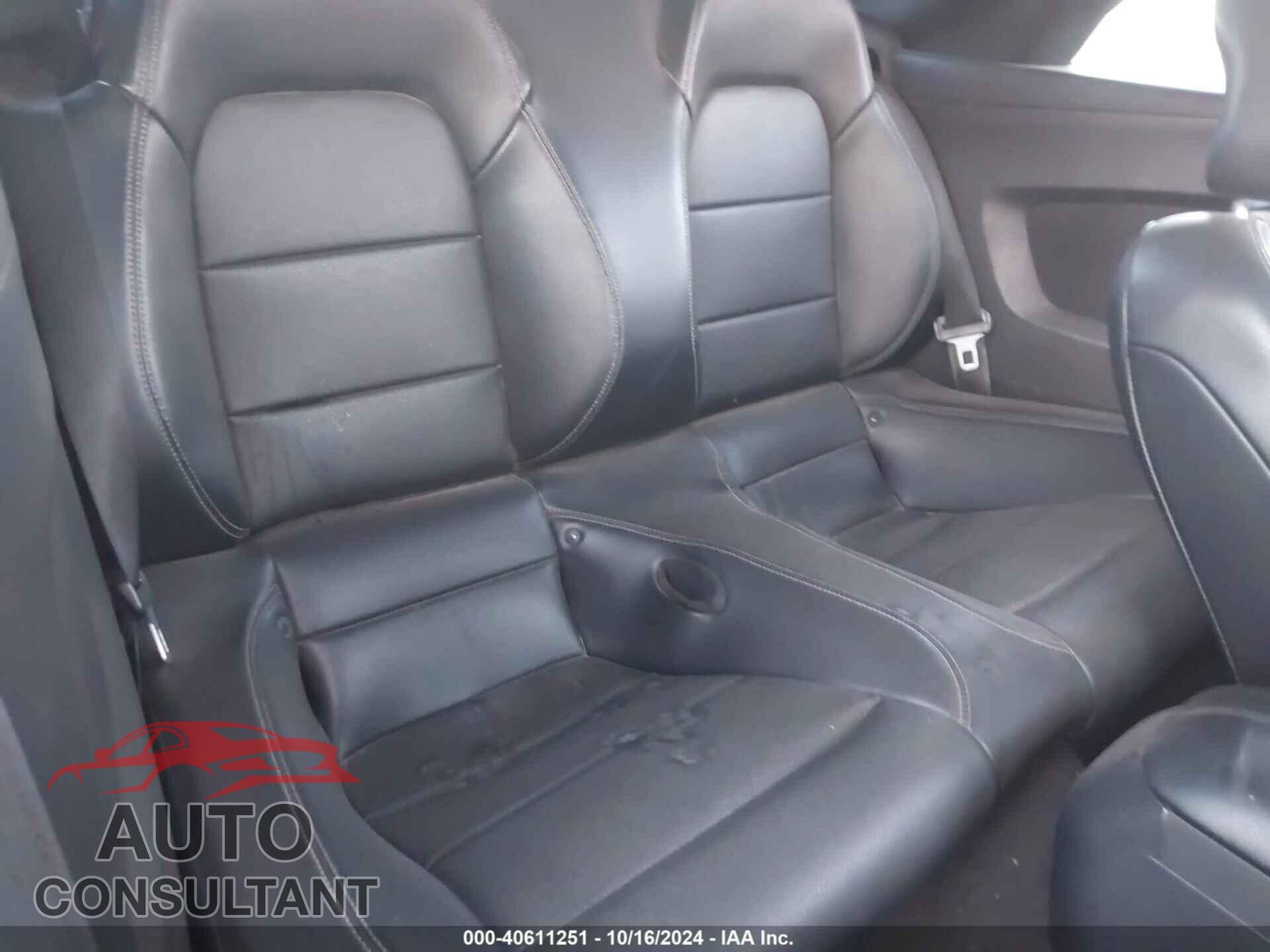 FORD MUSTANG 2016 - 1FATP8UH5G5212841