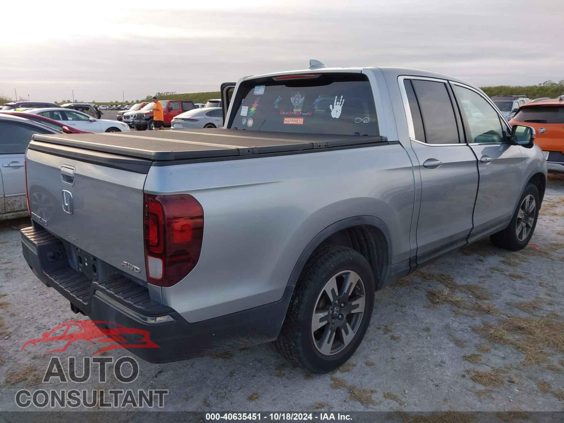 HONDA RIDGELINE 2017 - 5FPYK3F60HB011014