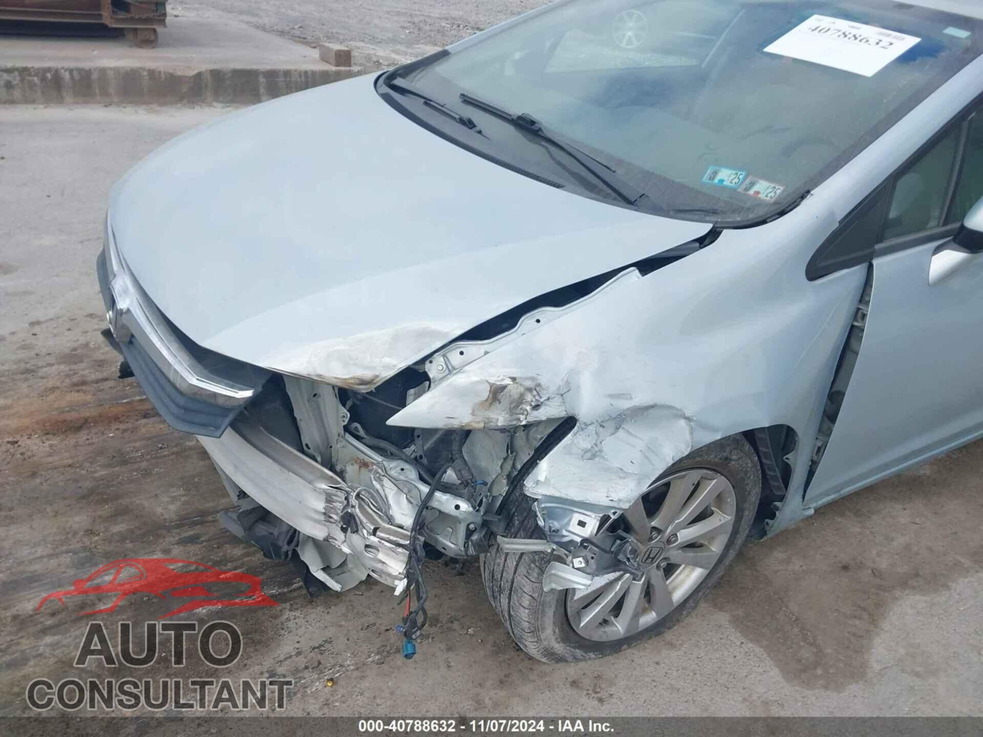 HONDA CIVIC 2012 - 19XFB2F88CE356589