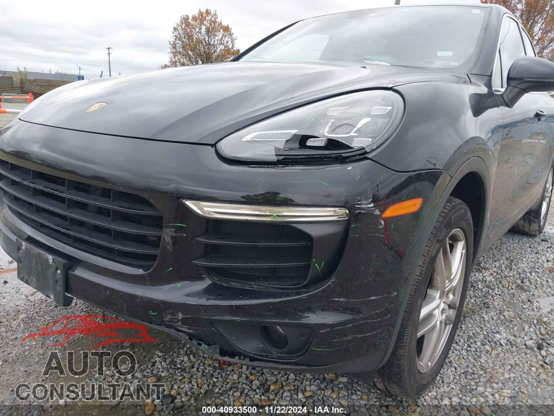 PORSCHE CAYENNE 2016 - WP1AA2A27GKA10101