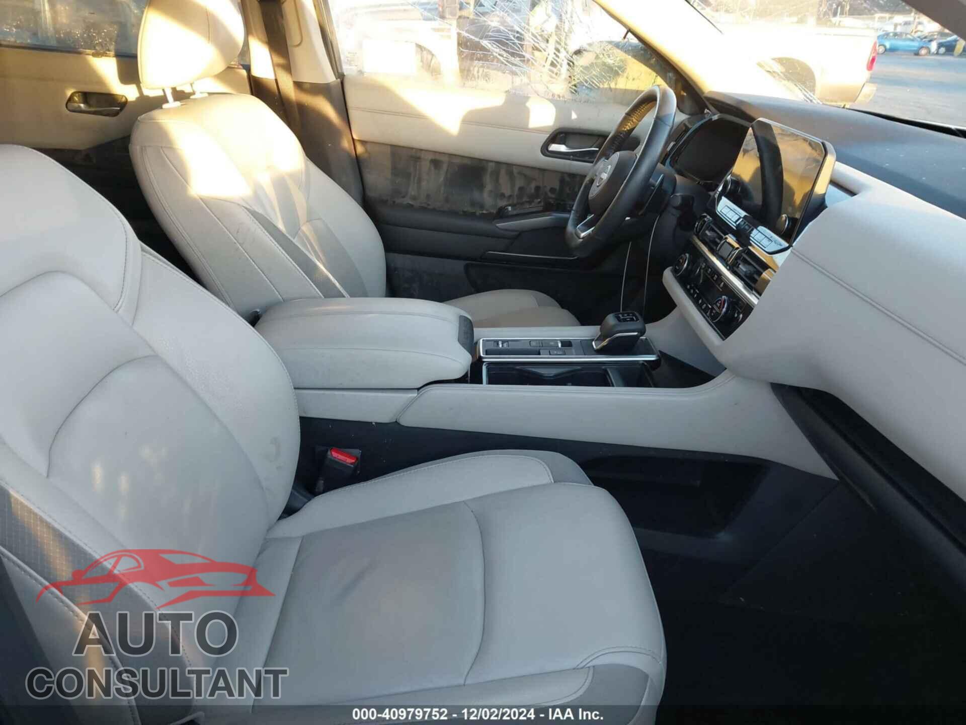 NISSAN PATHFINDER 2023 - 5N1DR3CA8PC235229