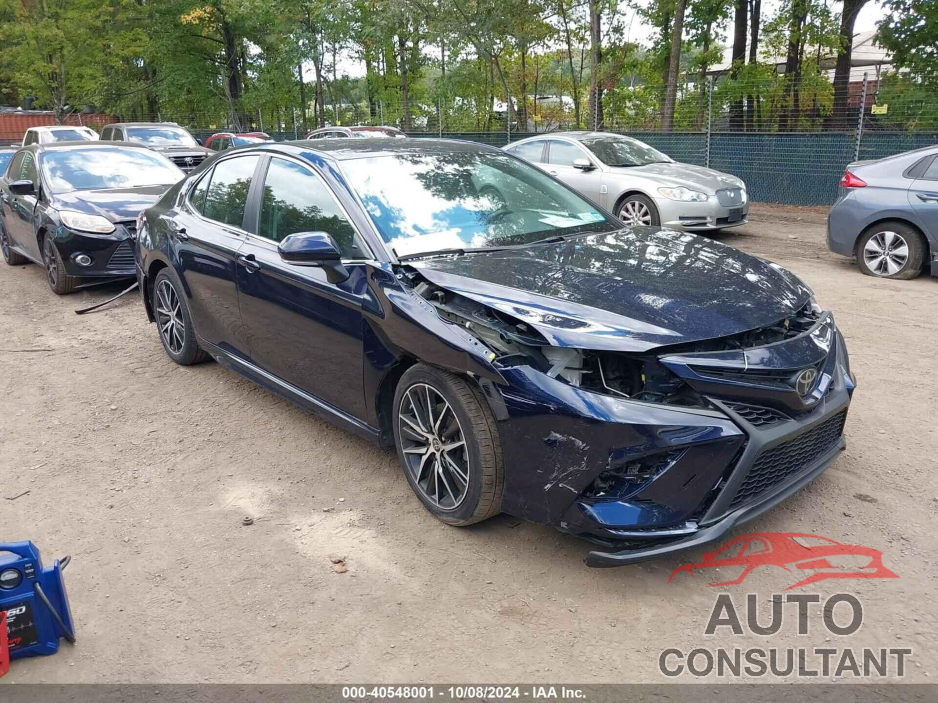 TOYOTA CAMRY 2022 - 4T1G11AK8NU666133