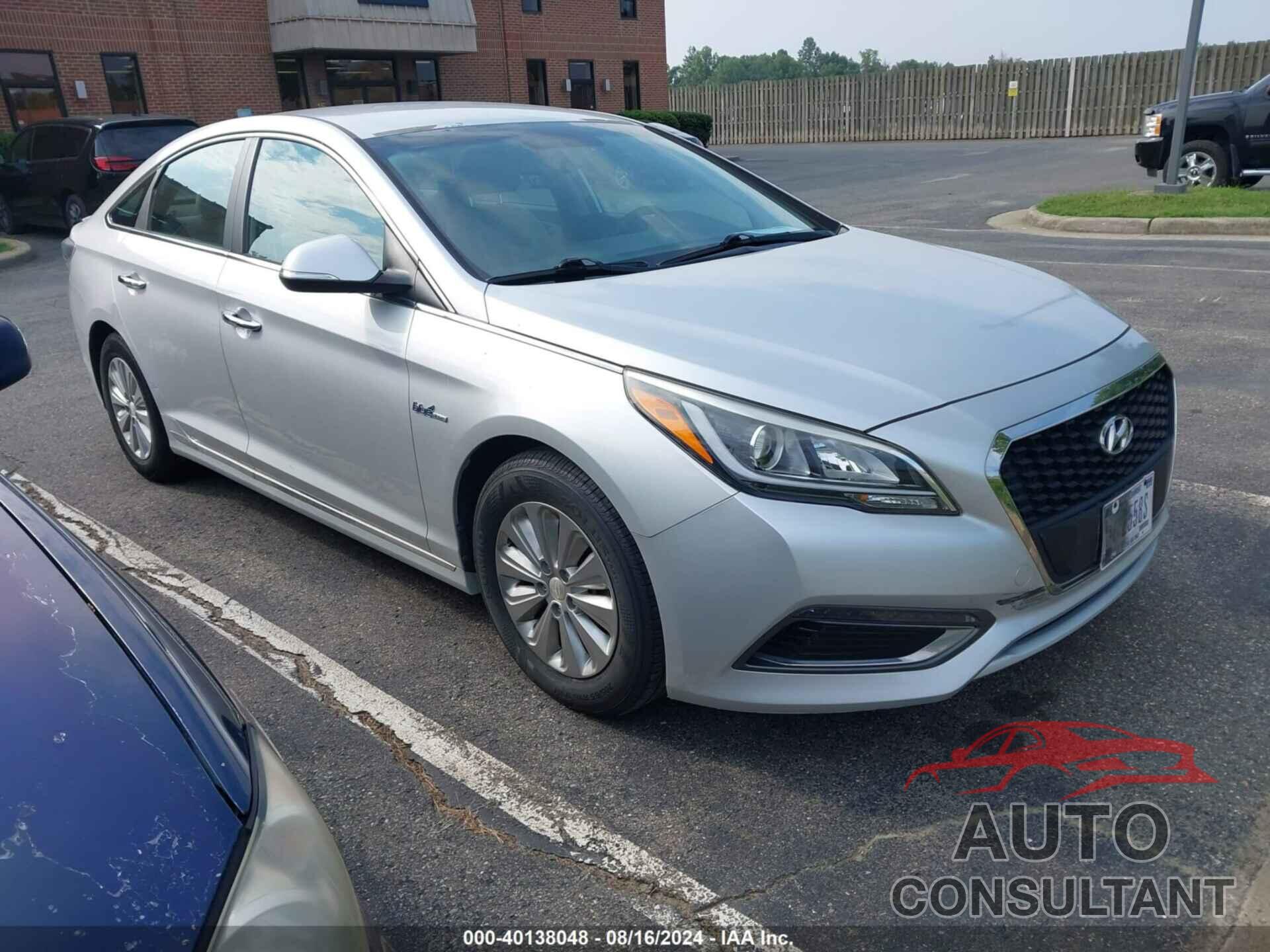 HYUNDAI SONATA HYBRID 2016 - KMHE24L10GA039649