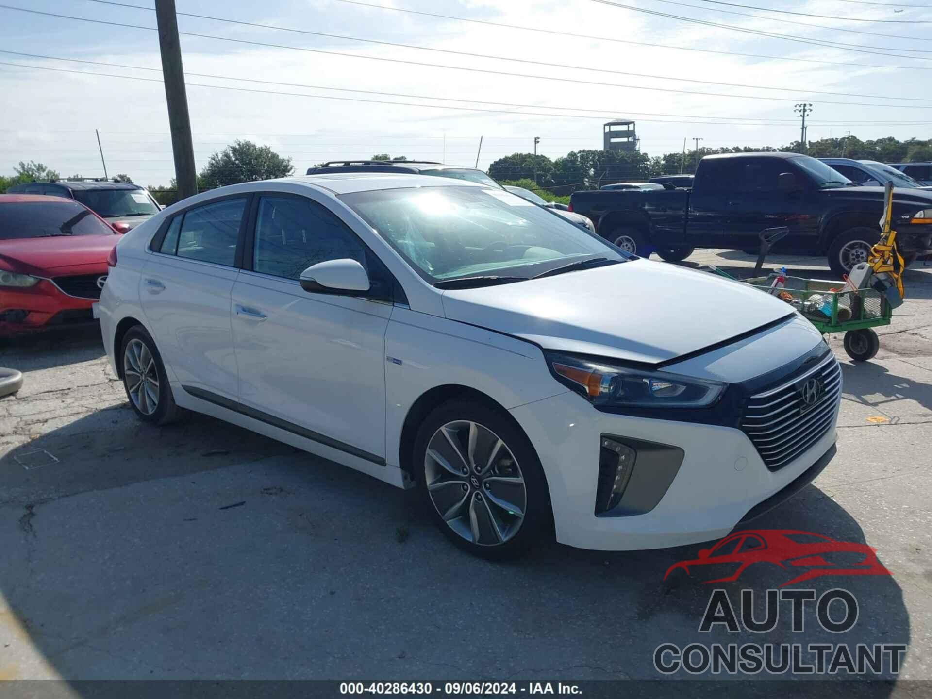 HYUNDAI IONIQ HYBRID 2019 - KMHC05LC7KU137038