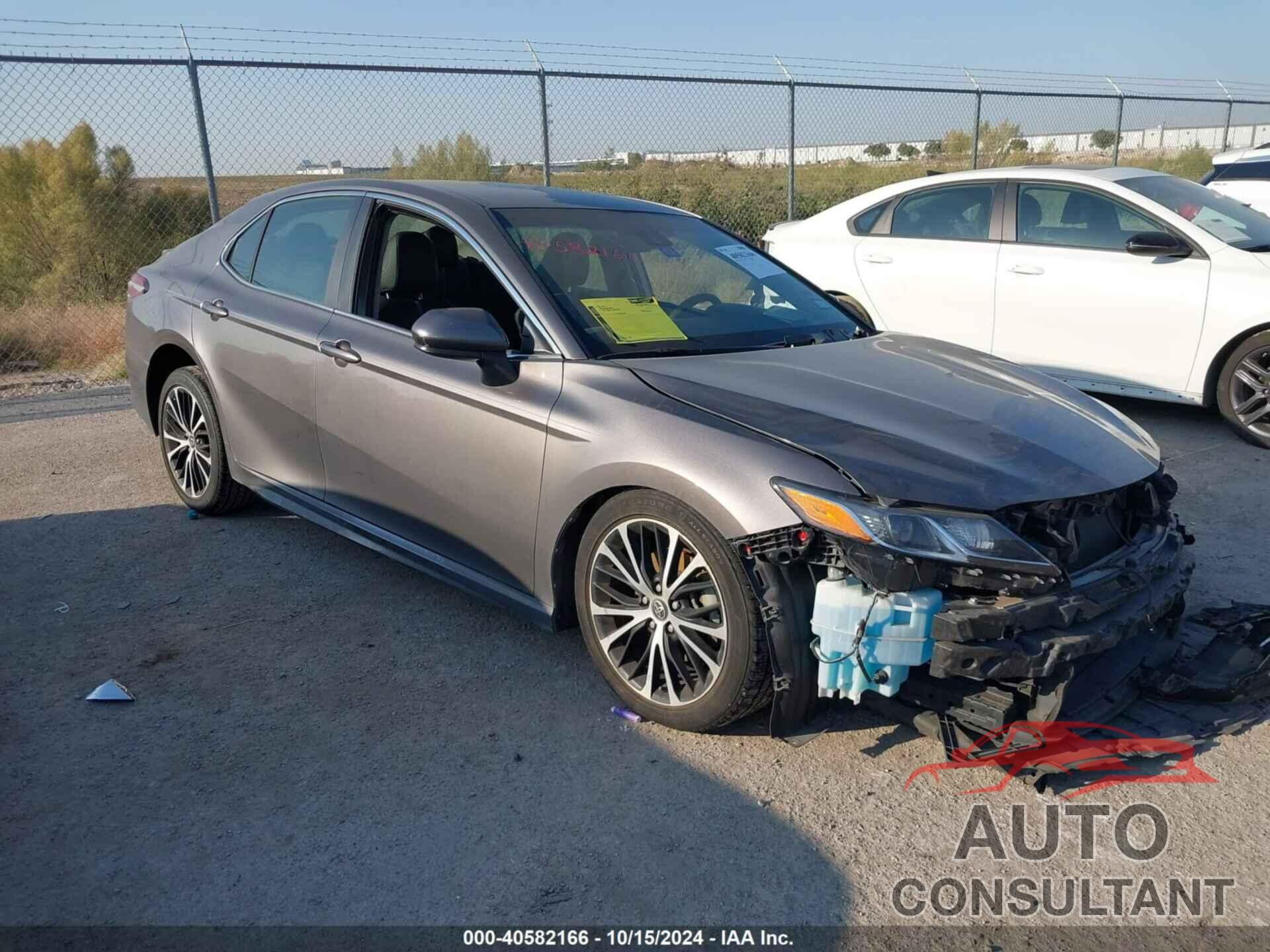 TOYOTA CAMRY 2018 - 4T1B11HK7JU012993