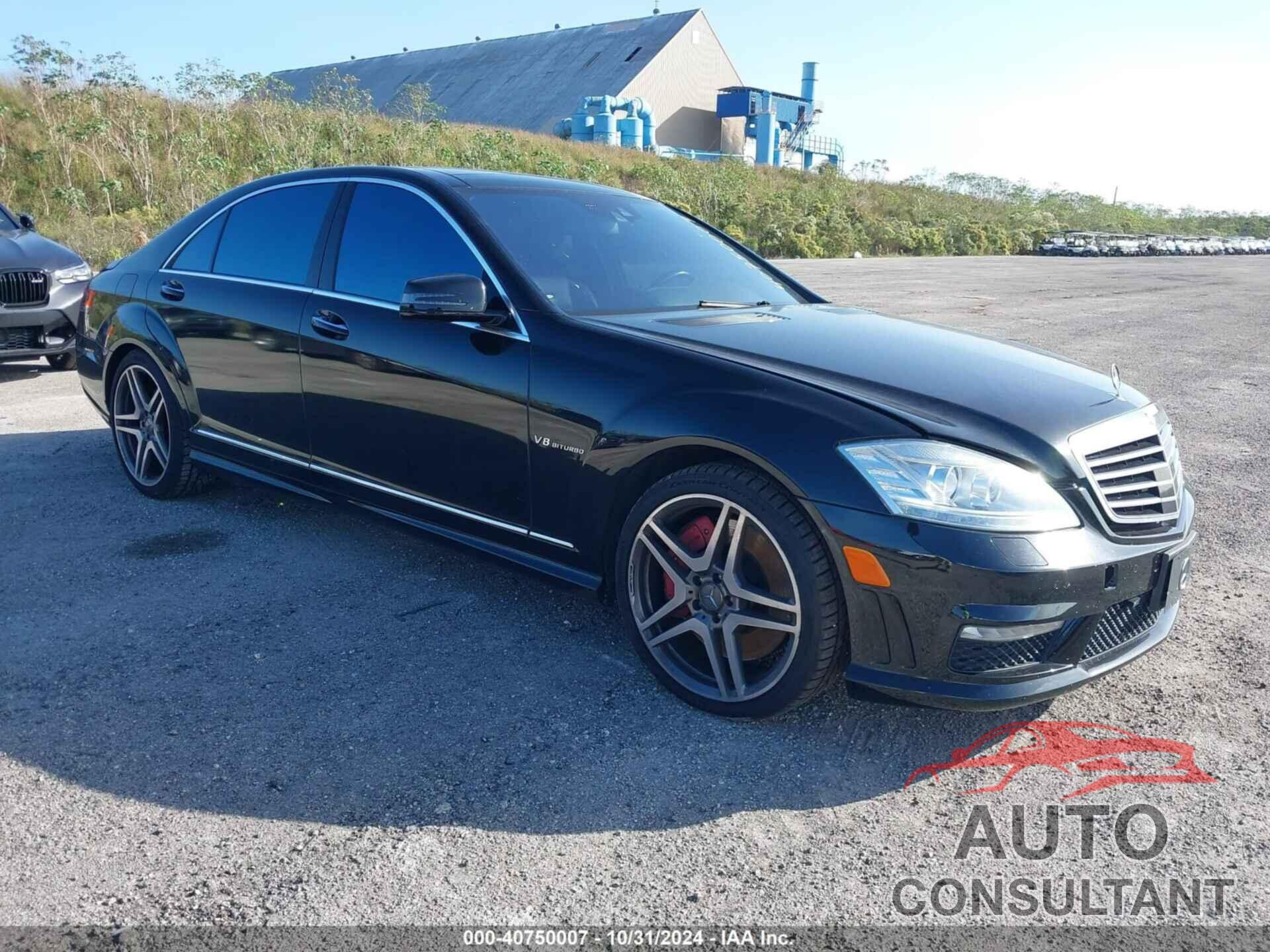 MERCEDES-BENZ S 63 AMG 2012 - WDDNG7EB8CA465215