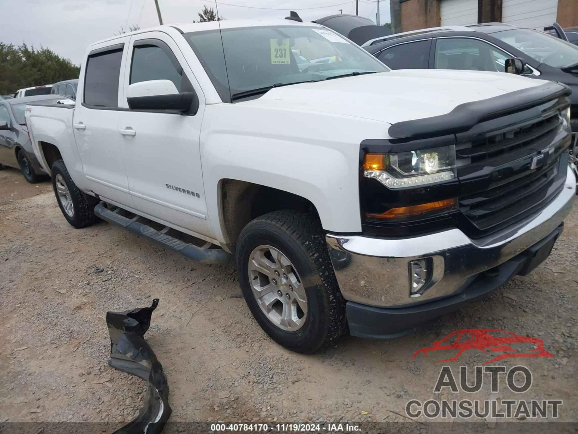 CHEVROLET SILVERADO 1500 2018 - 3GCUKREH5JG255206