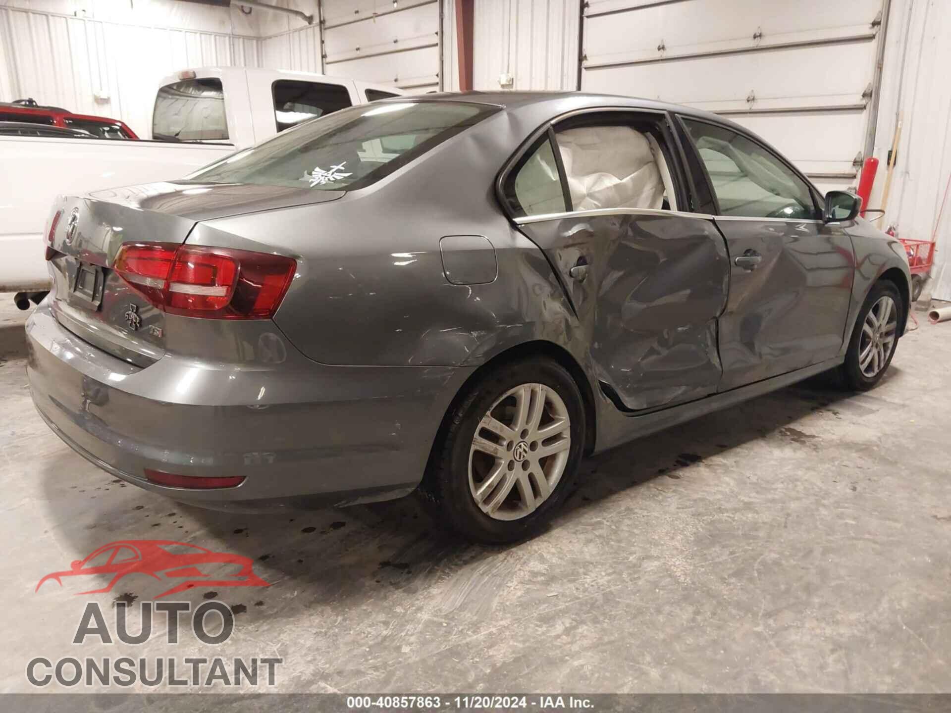 VOLKSWAGEN JETTA 2017 - 3VW2B7AJ1HM372083