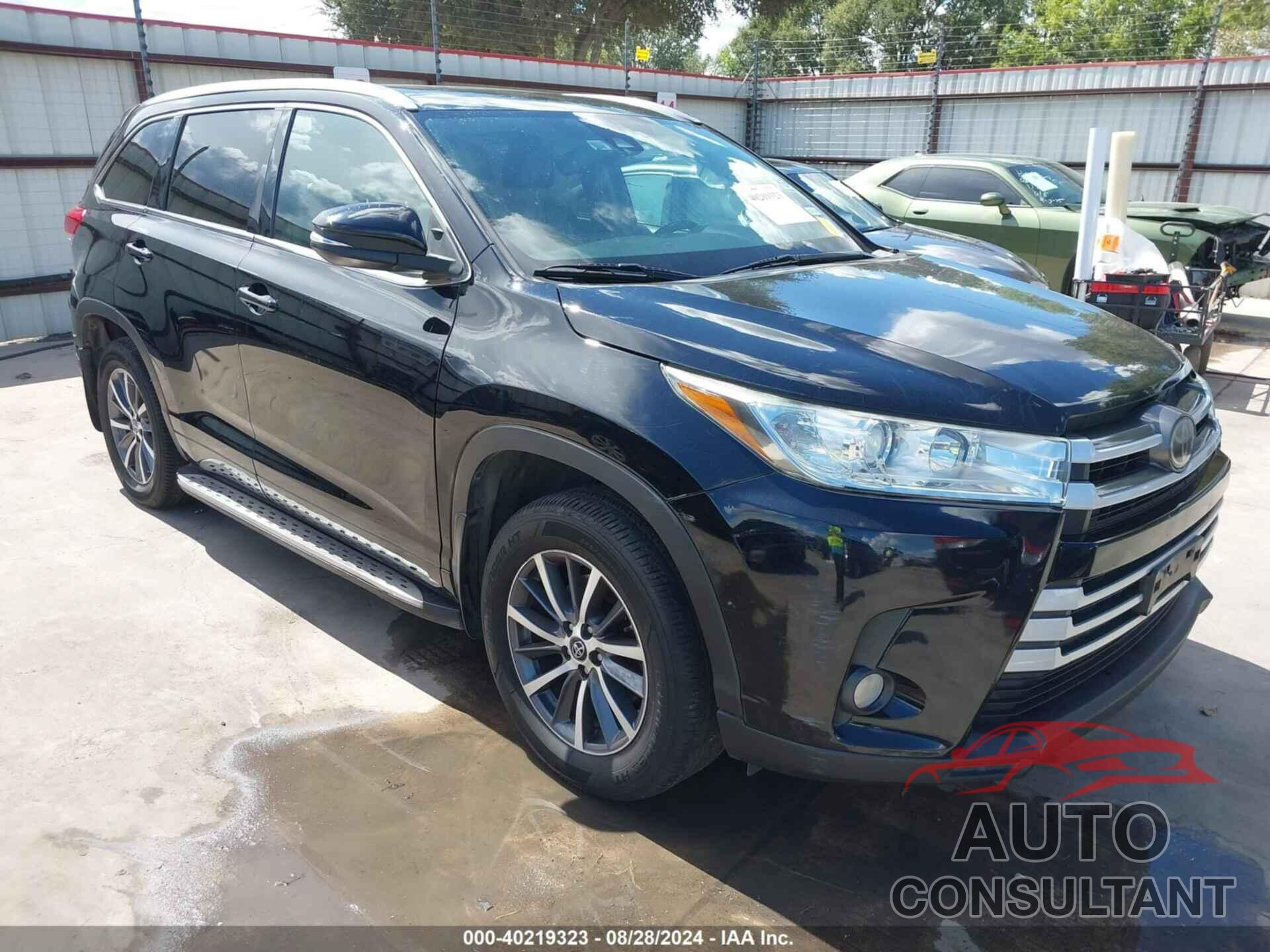 TOYOTA HIGHLANDER 2017 - 5TDKZRFH1HS523827