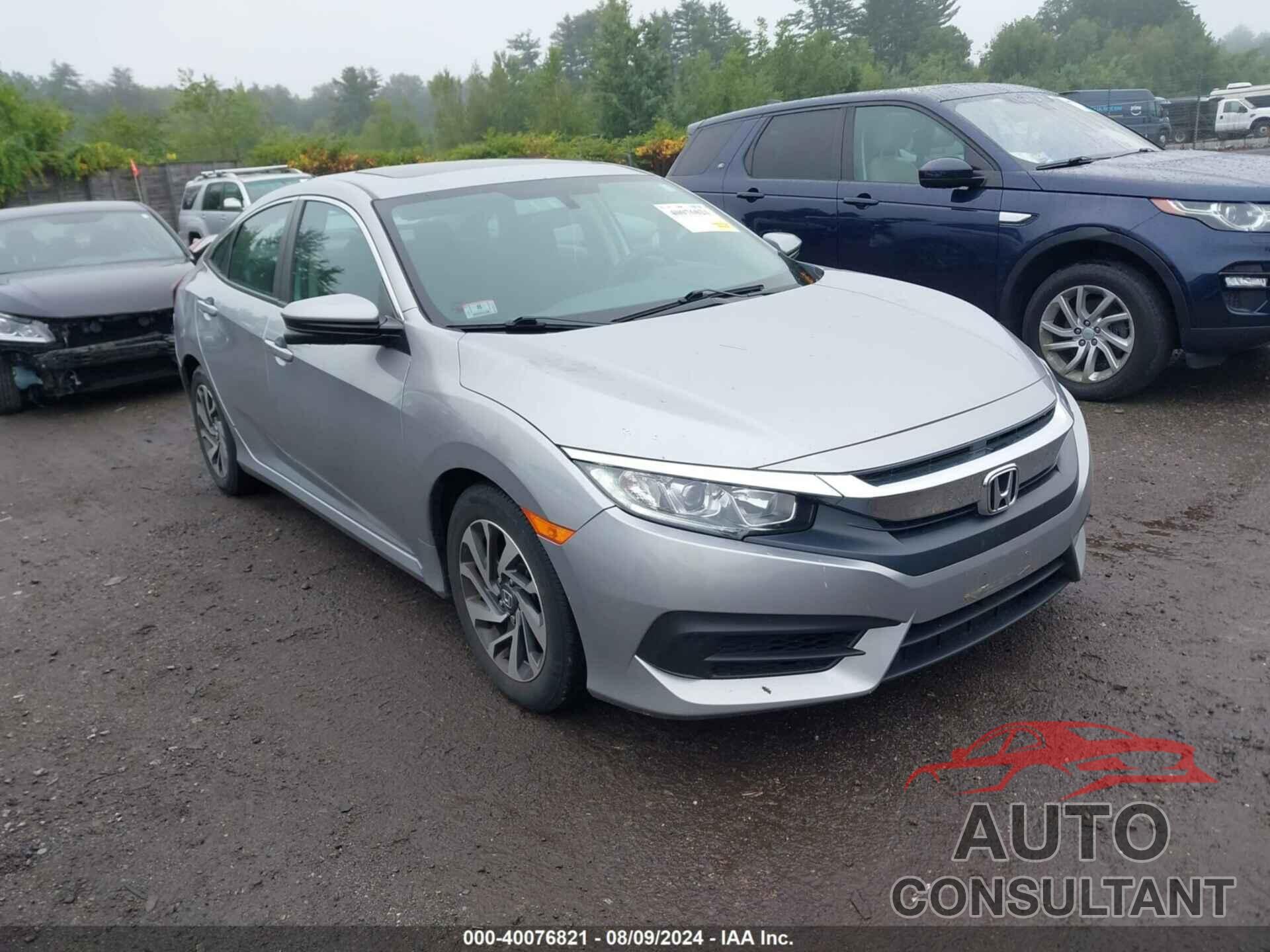 HONDA CIVIC 2018 - 19XFC2F70JE202945