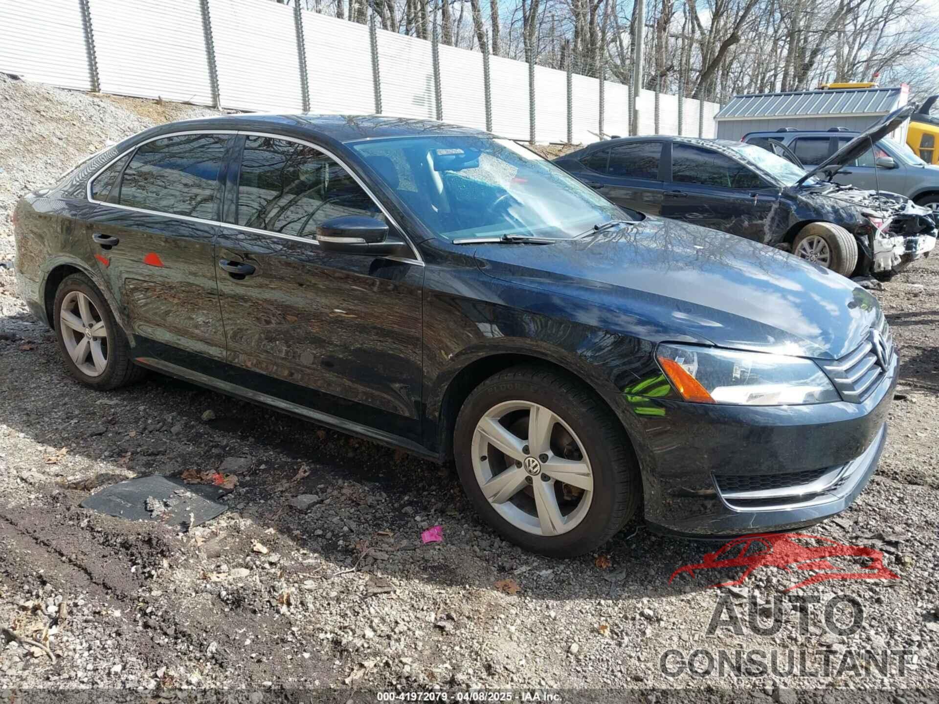 VOLKSWAGEN PASSAT 2013 - 1VWBP7A35DC133246