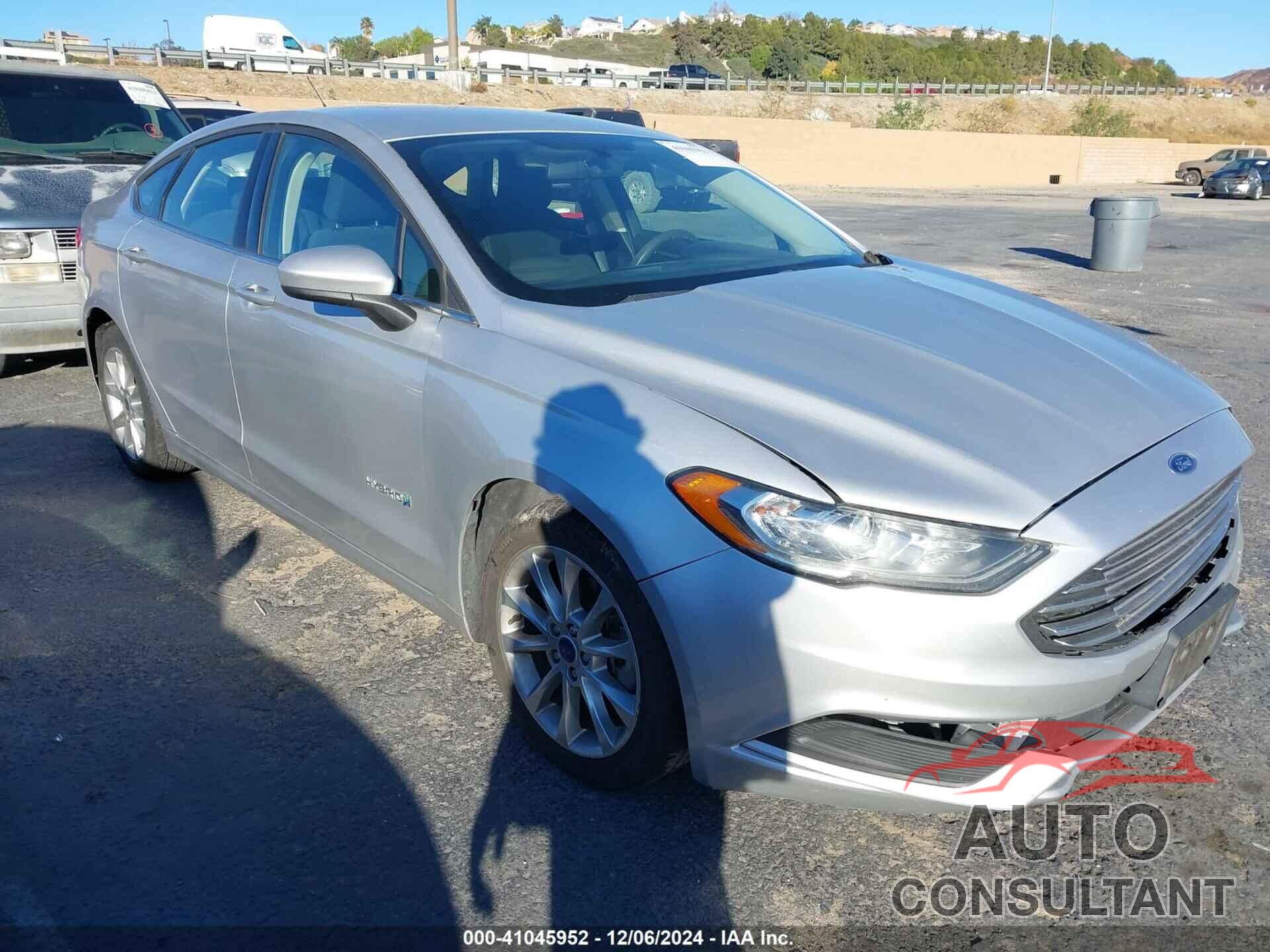 FORD FUSION HYBRID 2017 - 3FA6P0LU2HR285144