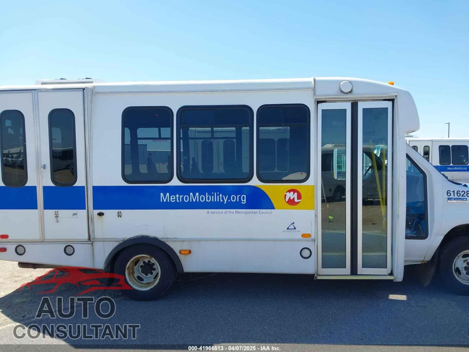 FORD E-450 CUTAWAY 2017 - 1FDFE4FS2HDC35365