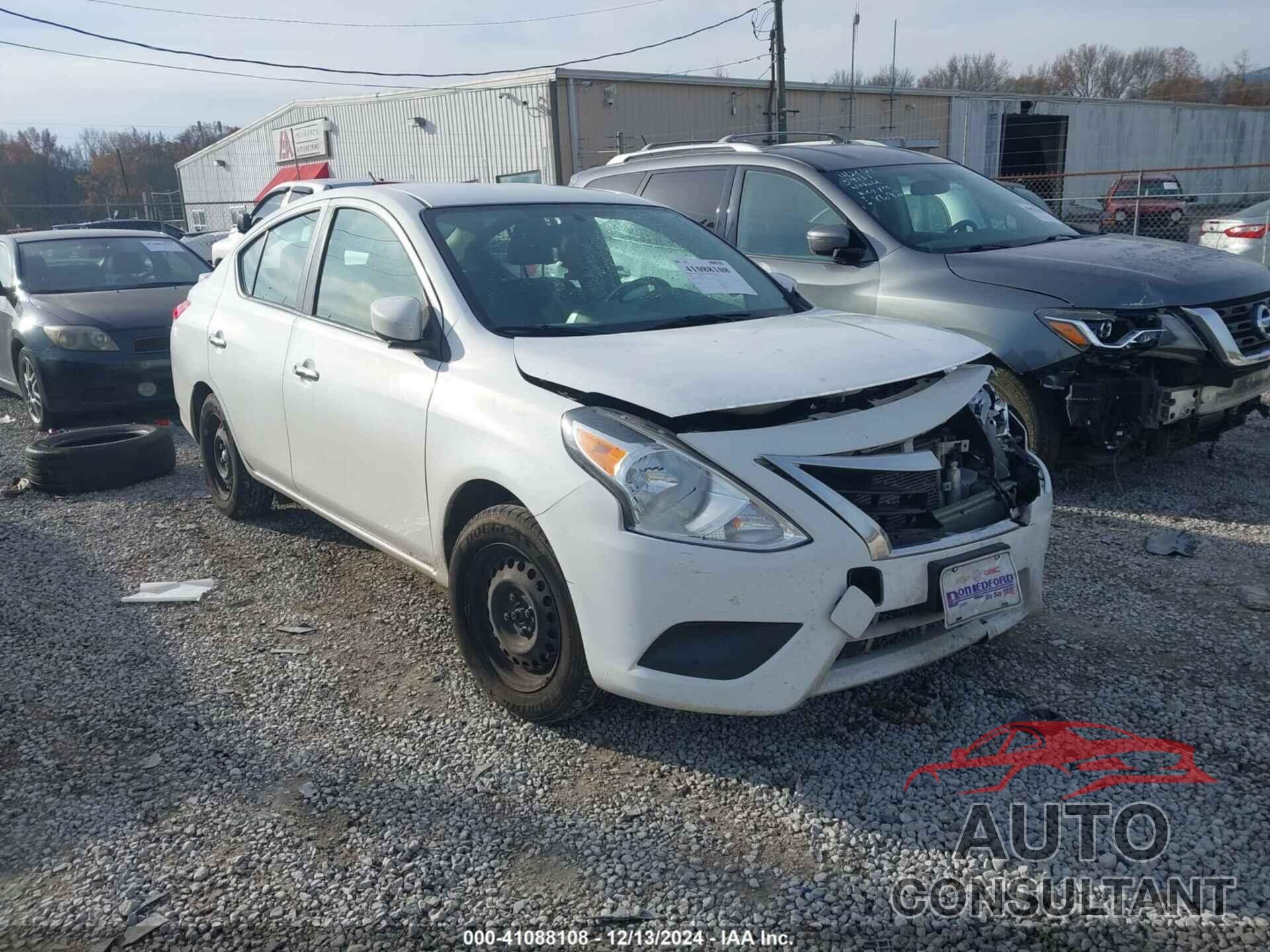 NISSAN VERSA 2019 - 3N1CN7AP6KL864580