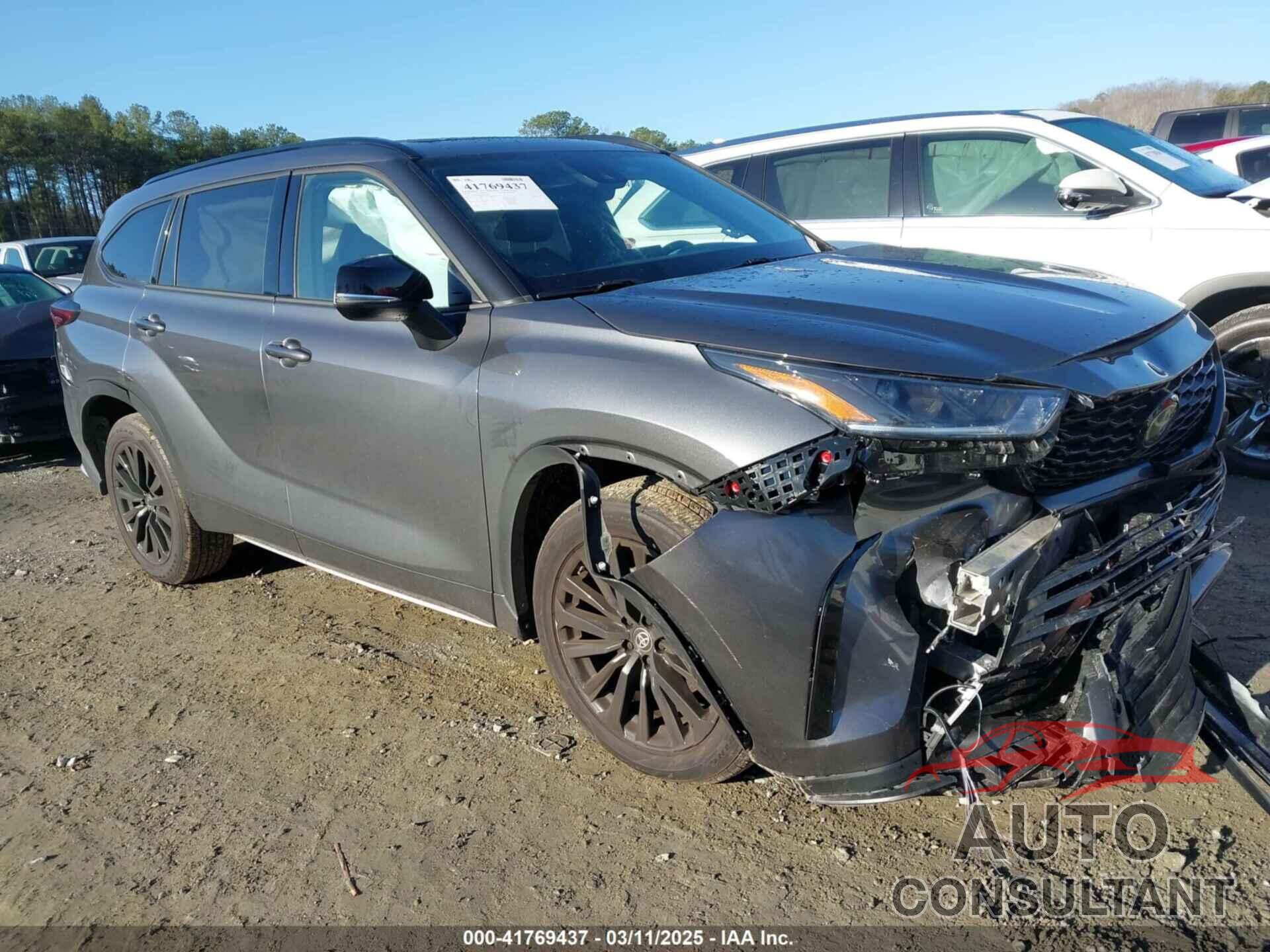 TOYOTA HIGHLANDER 2024 - 5TDKDRBH3RS531823
