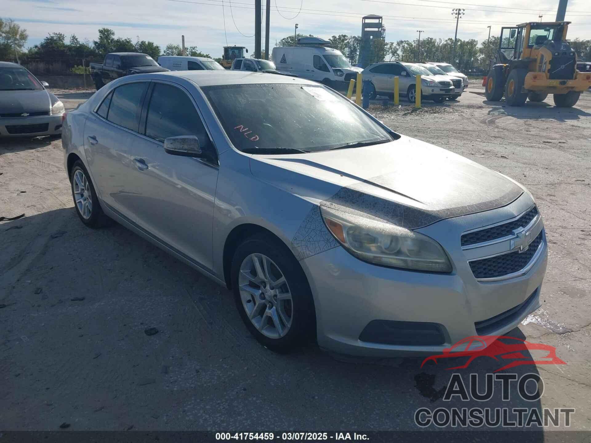 CHEVROLET MALIBU 2013 - 1G11D5RR9DF106109